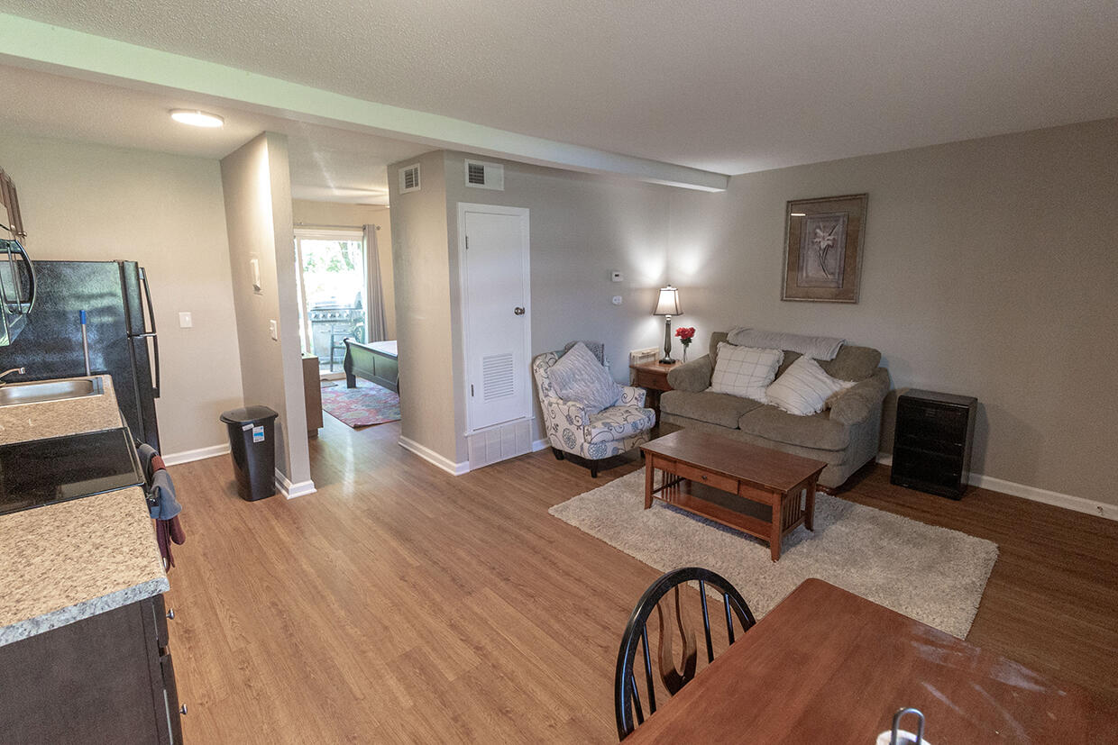 105 N Garth Ave 39 Property Photo 16