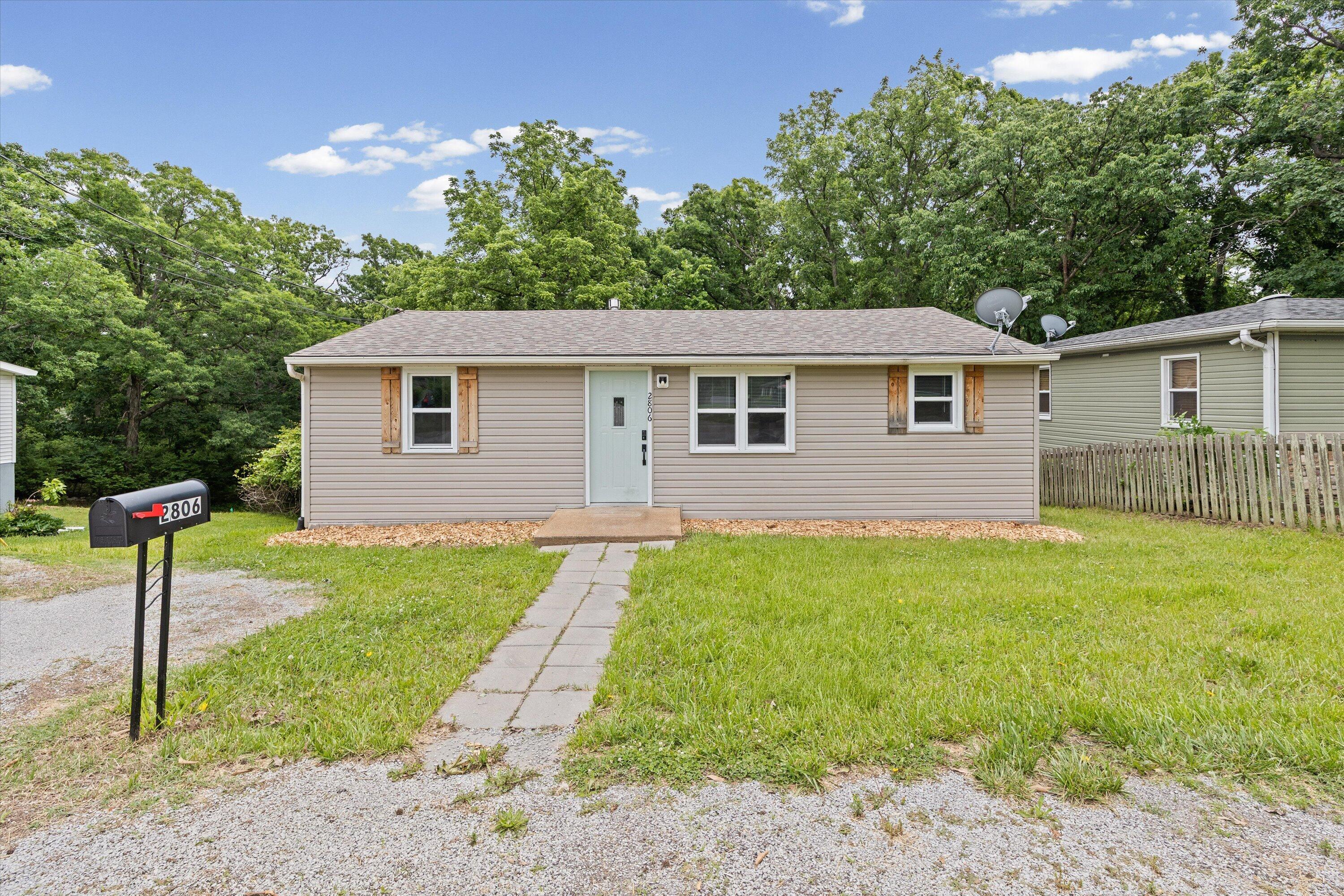 2806 Terry Ln Property Photo 1