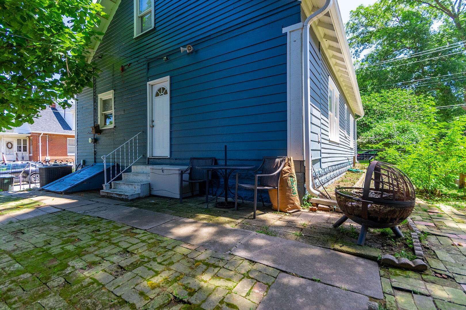 709 Pendleton Ave Property Photo 44