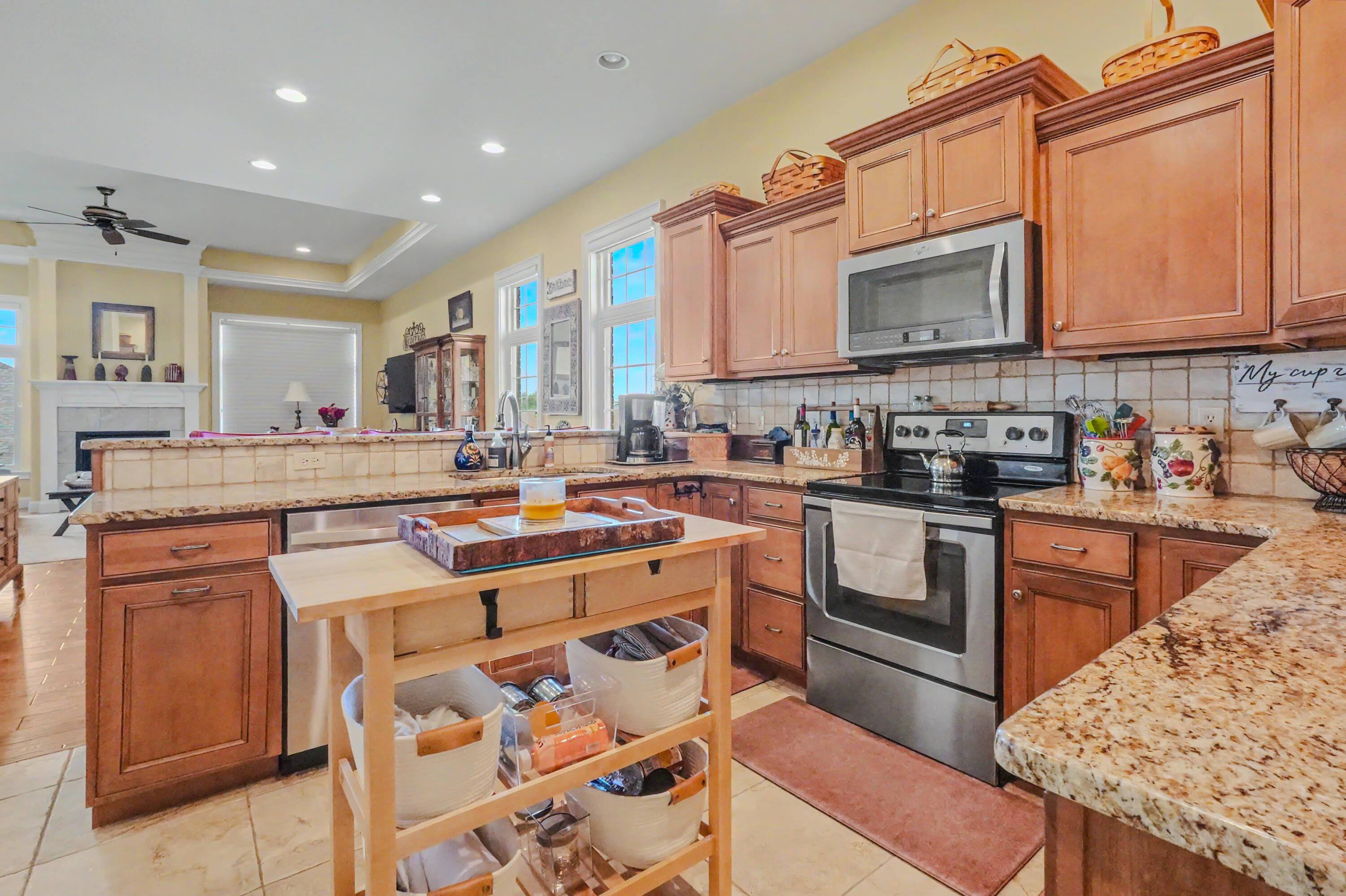 3914 Ivanhoe Blvd Property Photo 11