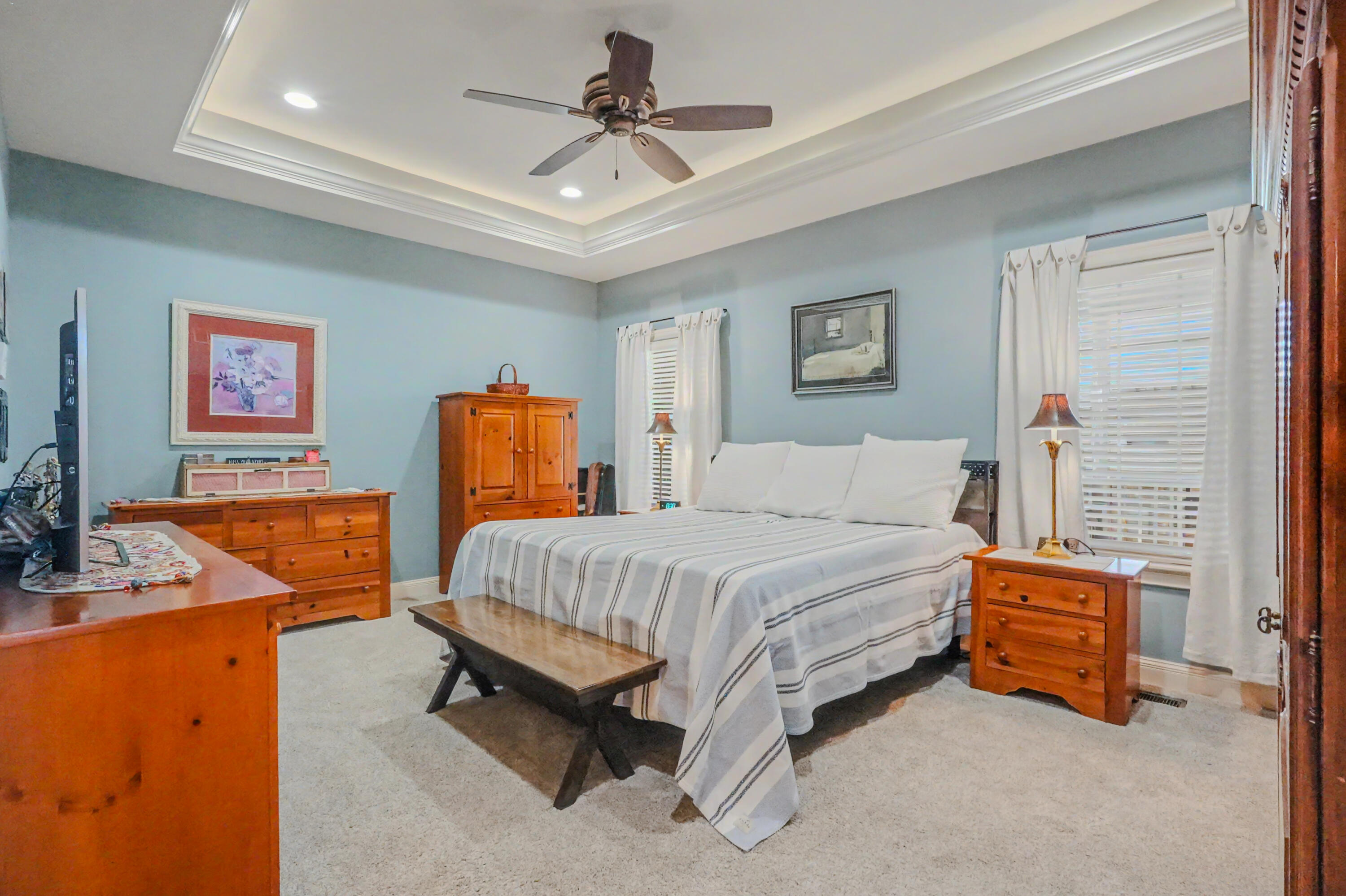 3914 Ivanhoe Blvd Property Photo 15