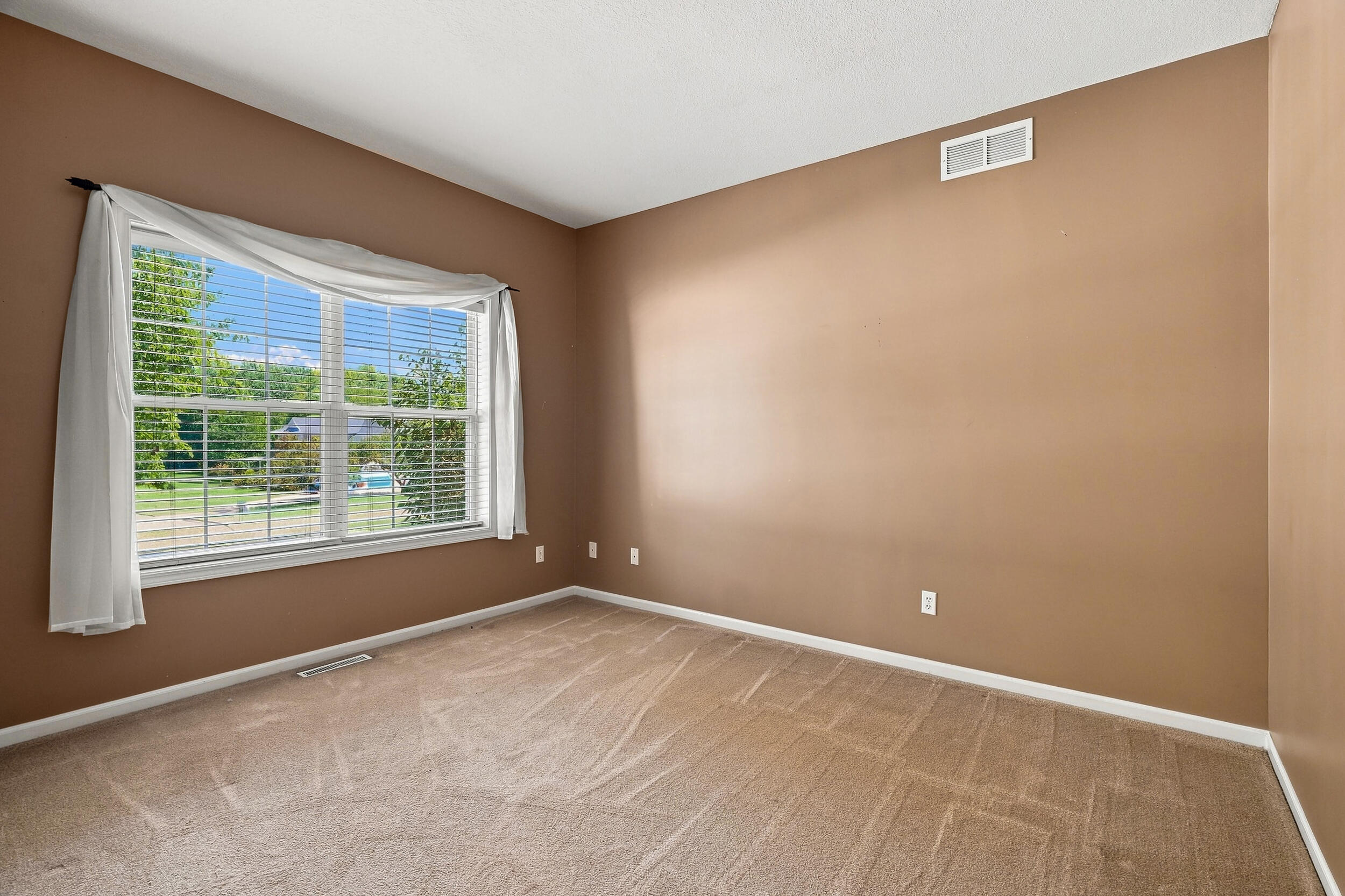 3405 Whitney Ct Property Photo 7