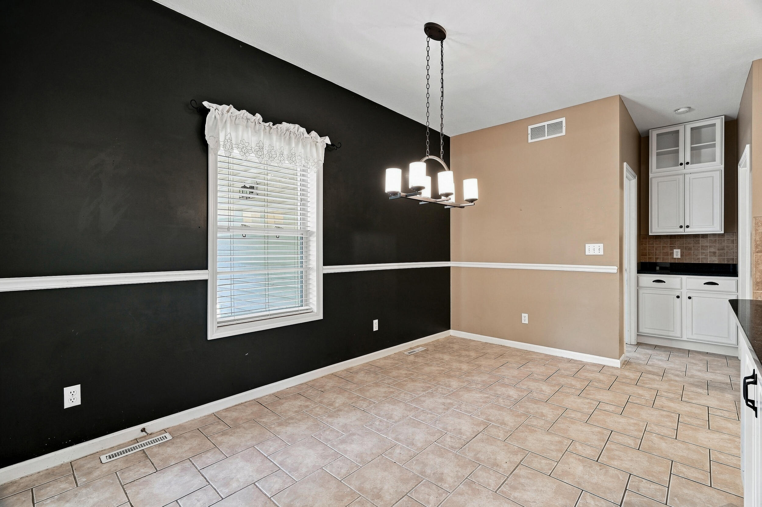 3405 Whitney Ct Property Photo 15