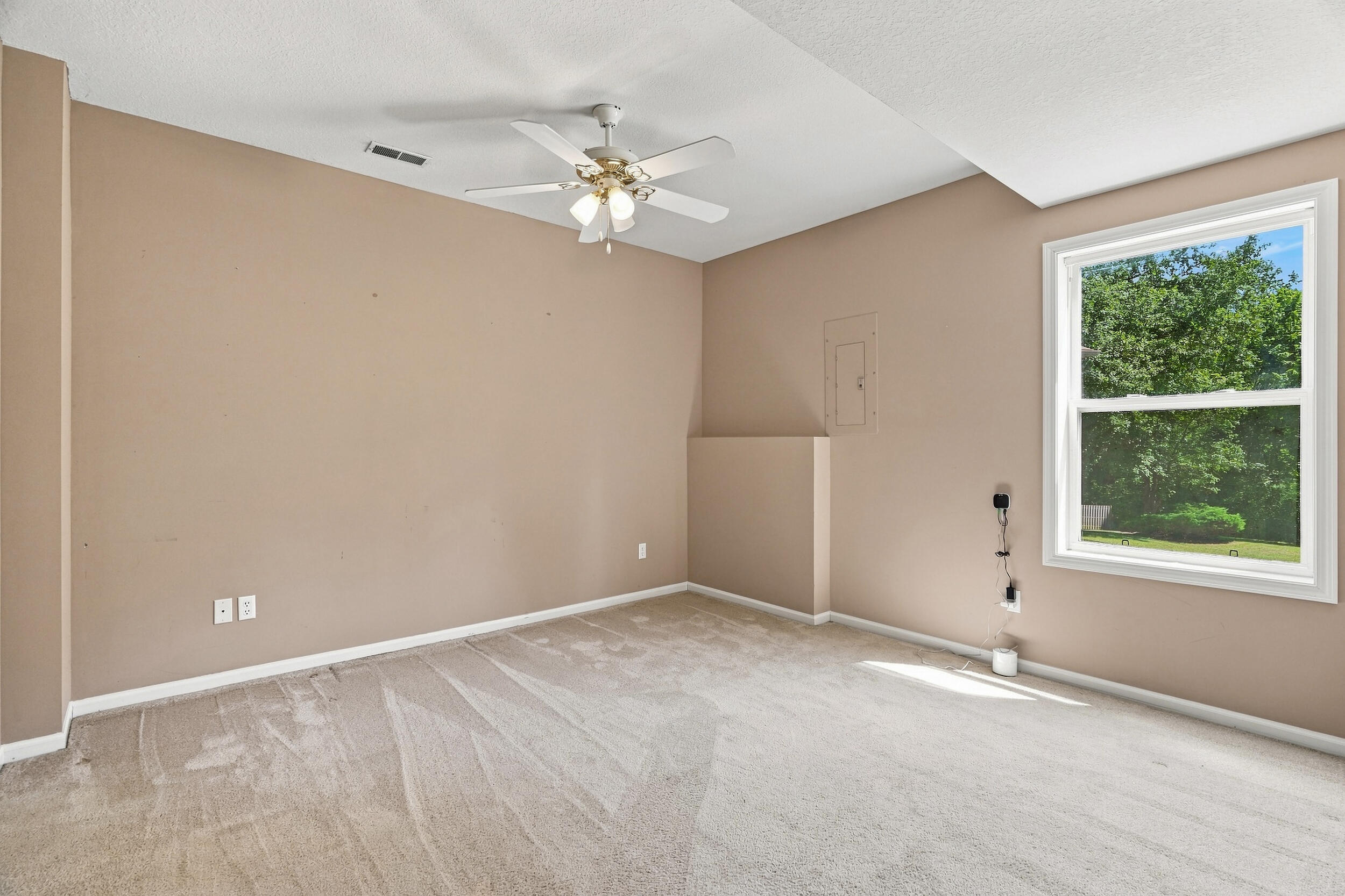 3405 Whitney Ct Property Photo 38