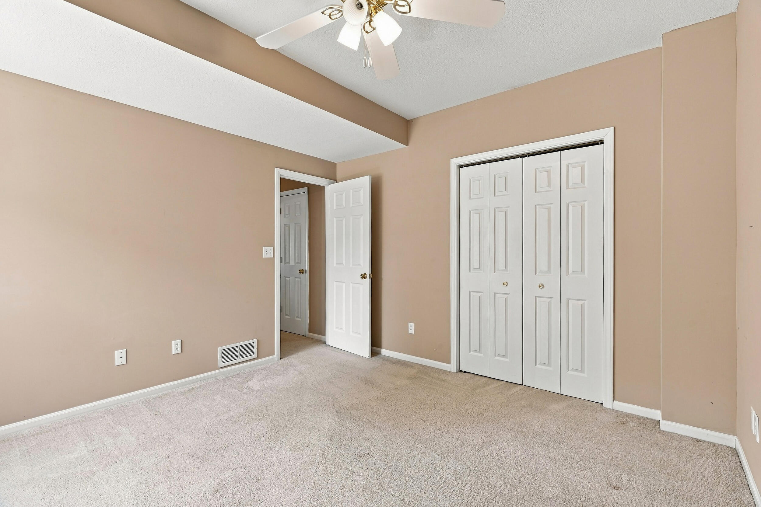 3405 Whitney Ct Property Photo 39
