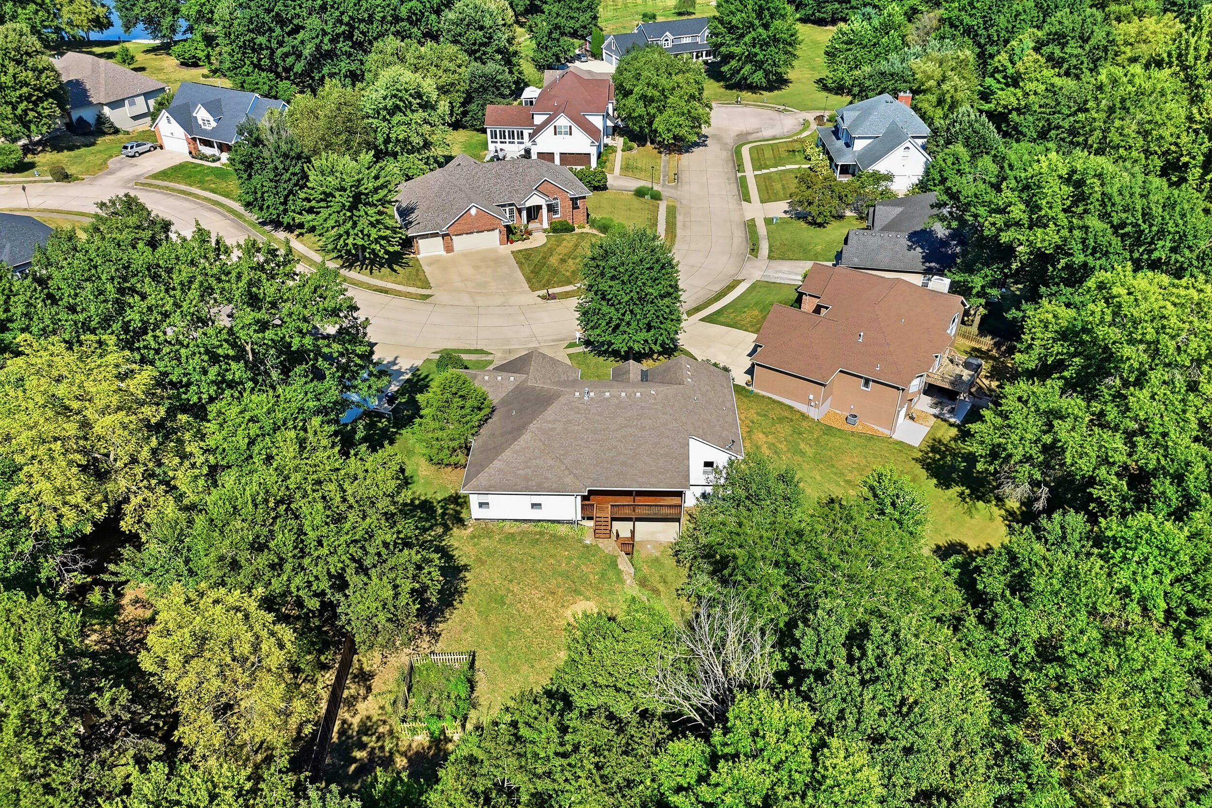 3405 Whitney Ct Property Photo 49