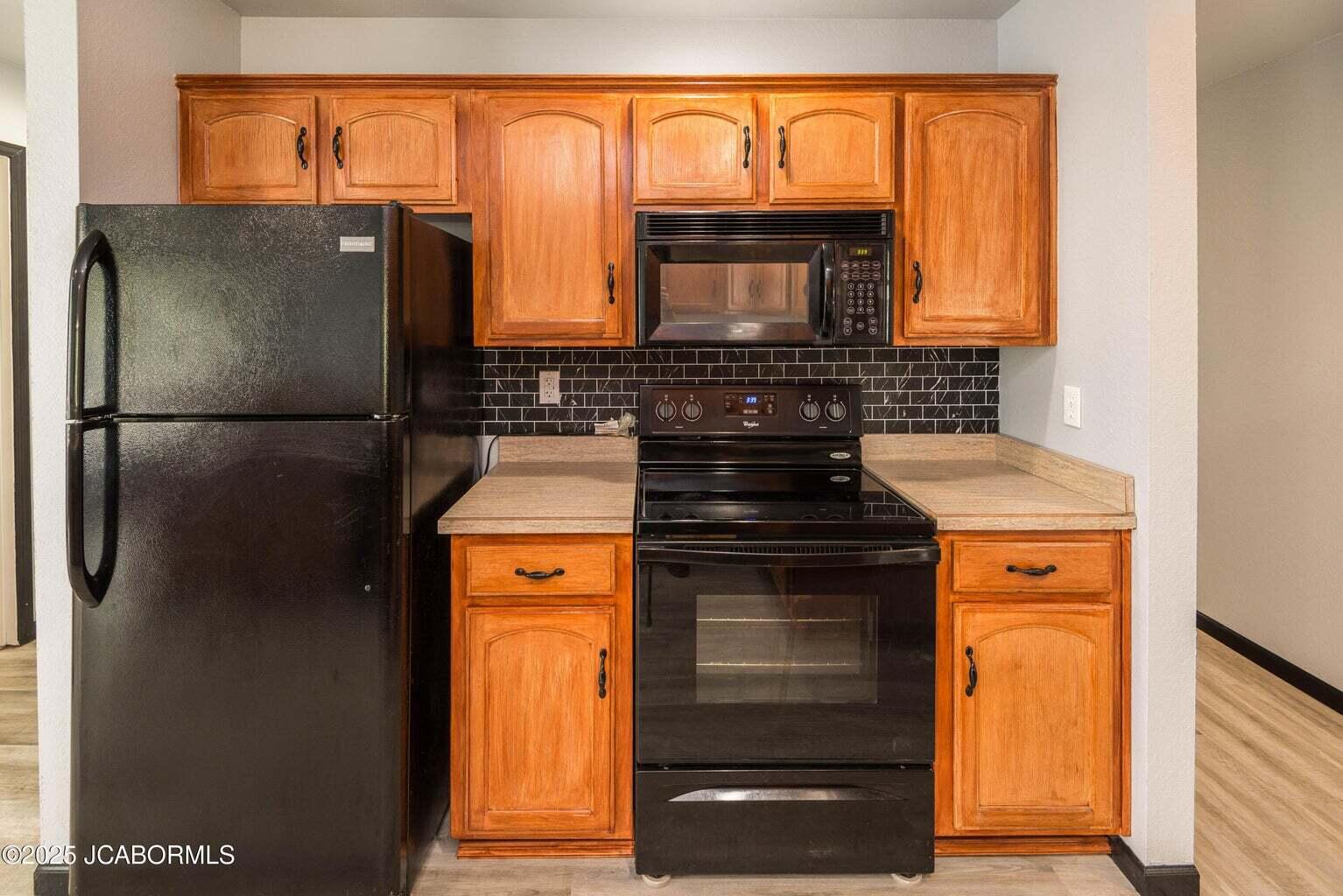 1809 Devonshire Cir B Property Photo 11