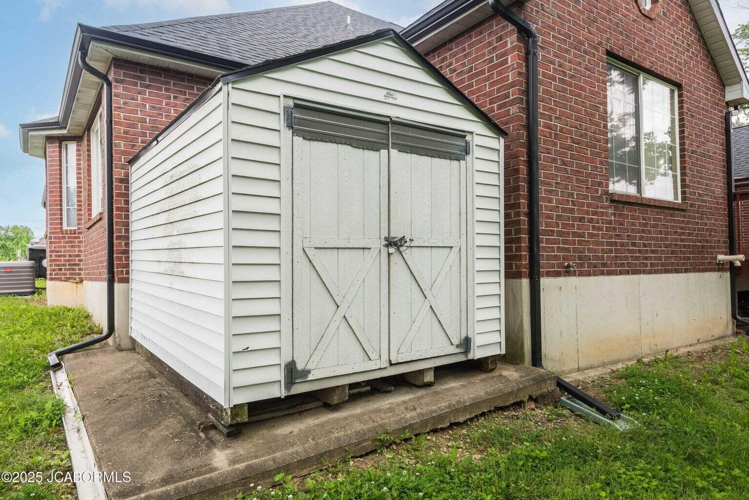 1809 Devonshire Cir B Property Photo 20