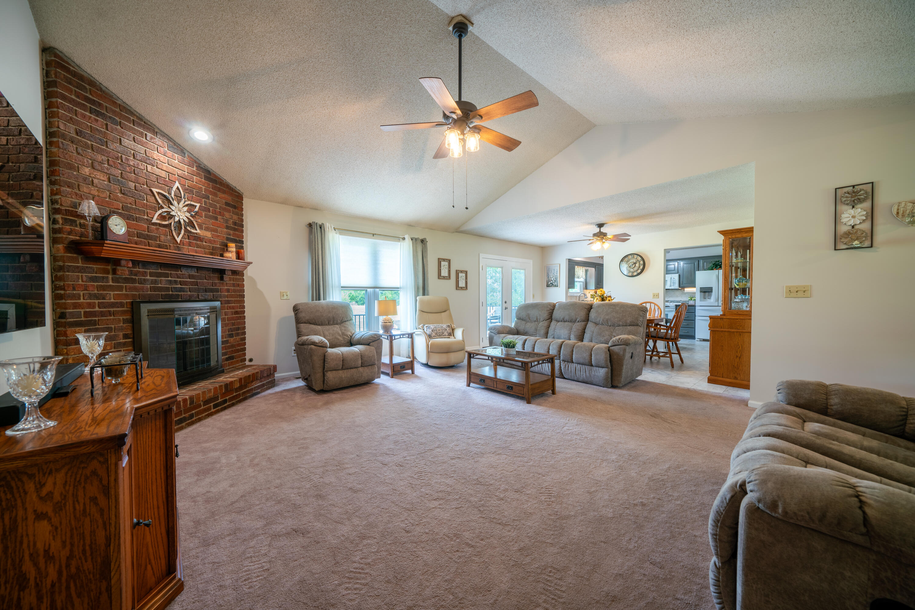 5111 E Flamingo Dr Property Photo 7