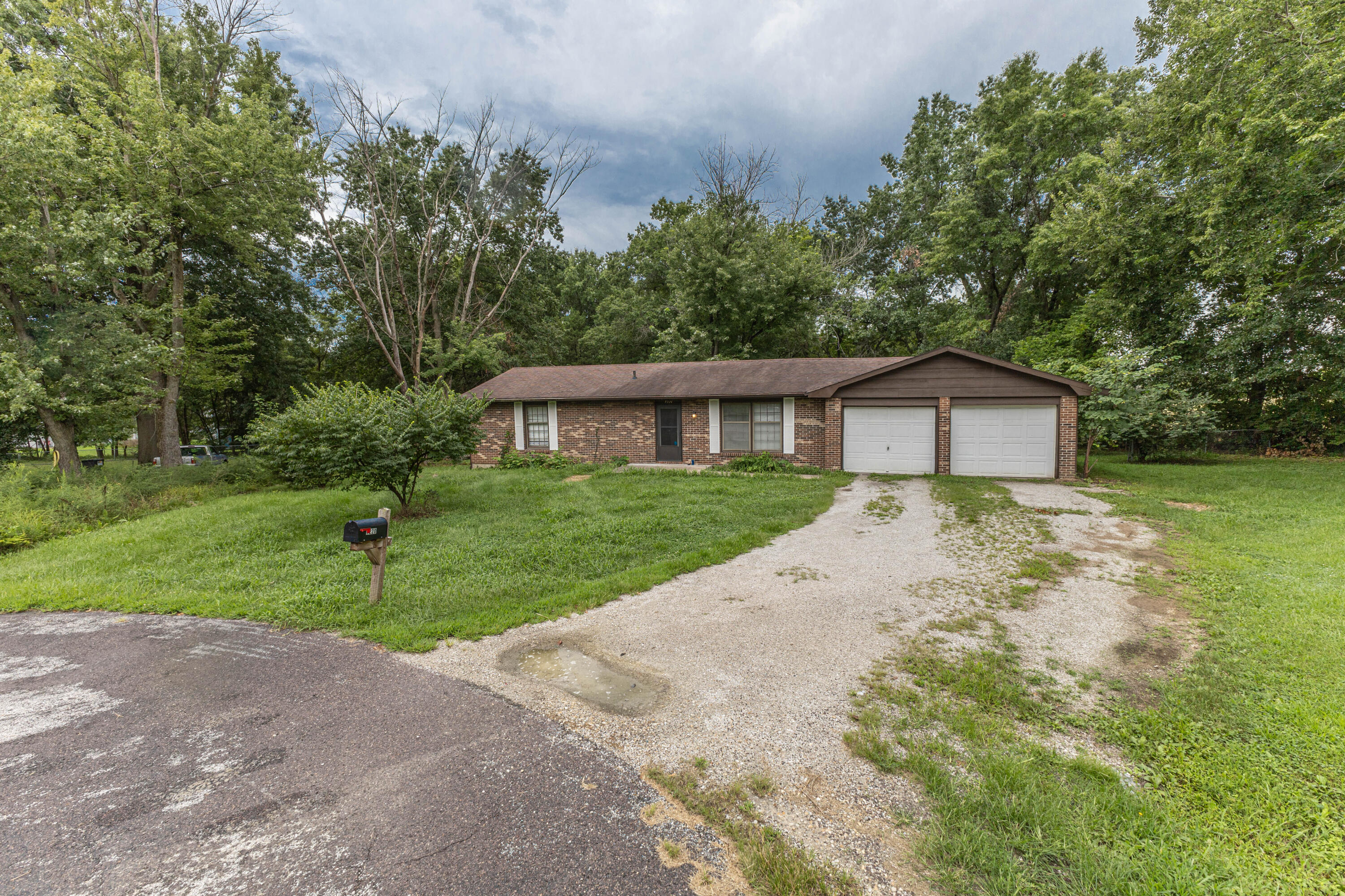 7220 E Sunrise Ct Property Photo 1