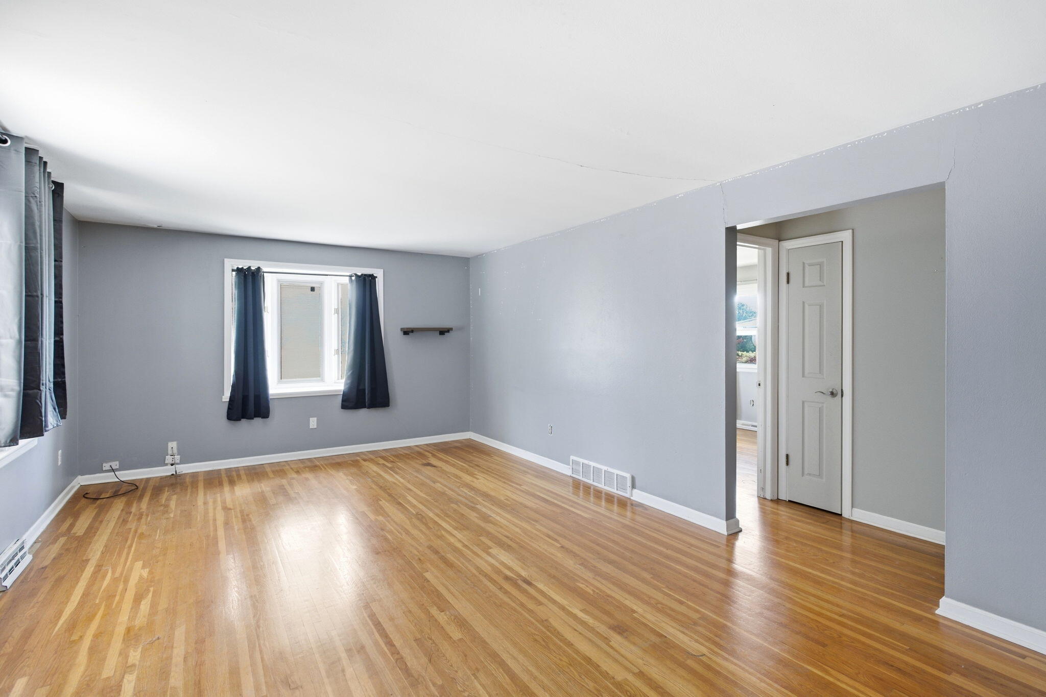 1009 Again St Property Photo 5