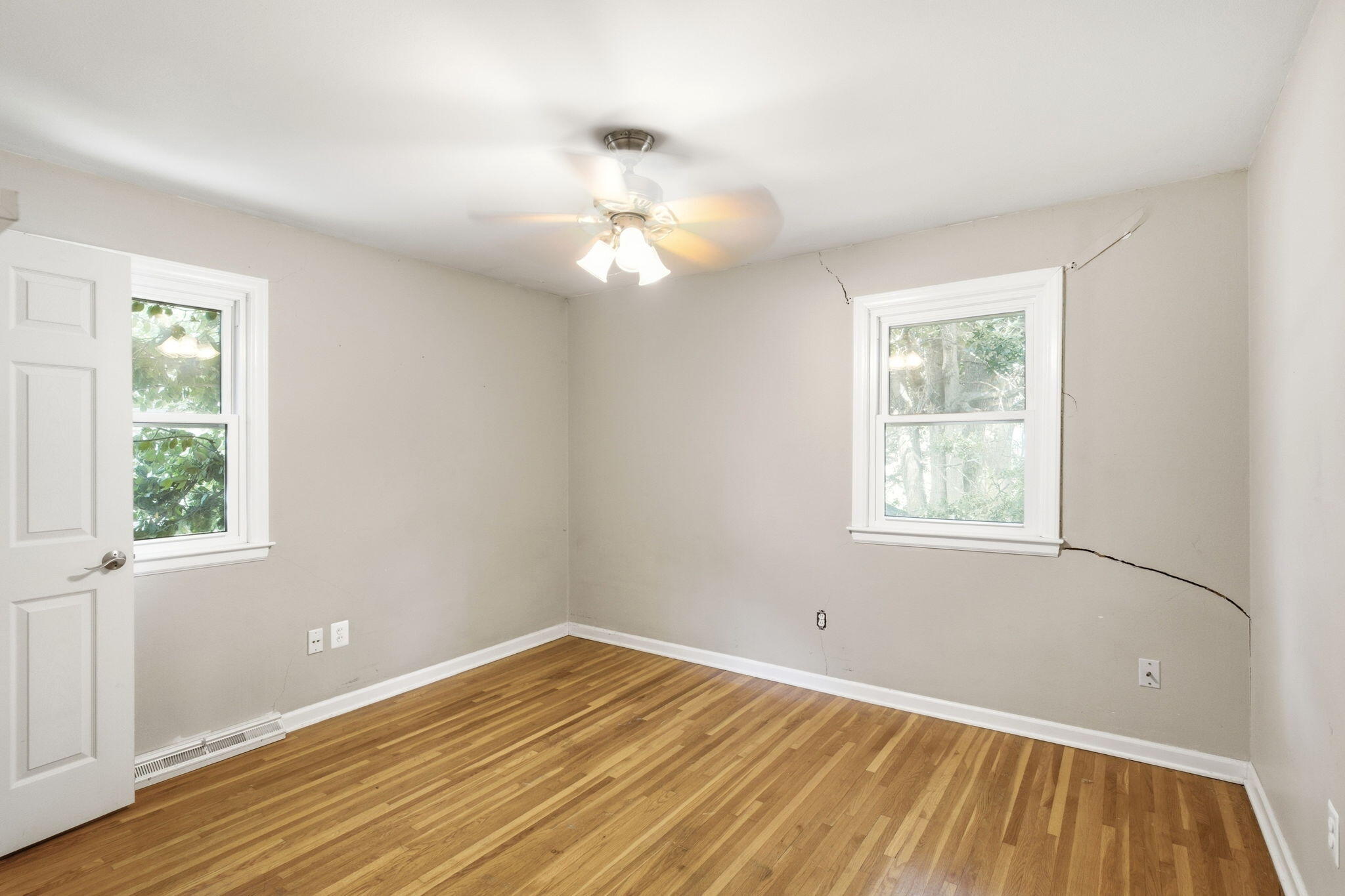 1009 Again St Property Photo 17