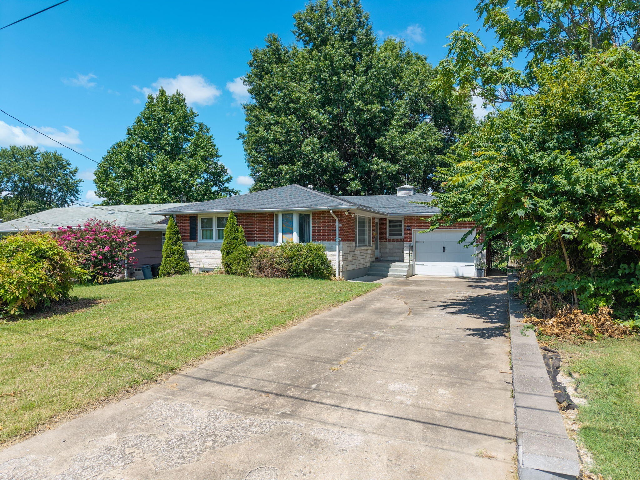 1009 Again St Property Photo 37