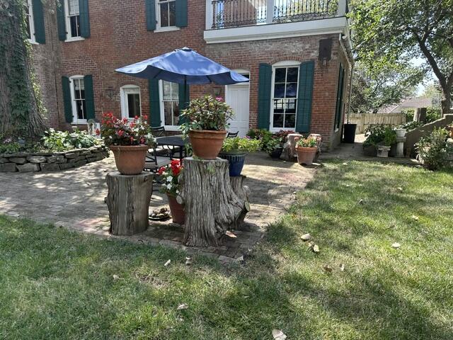 617 E High St Property Photo 54