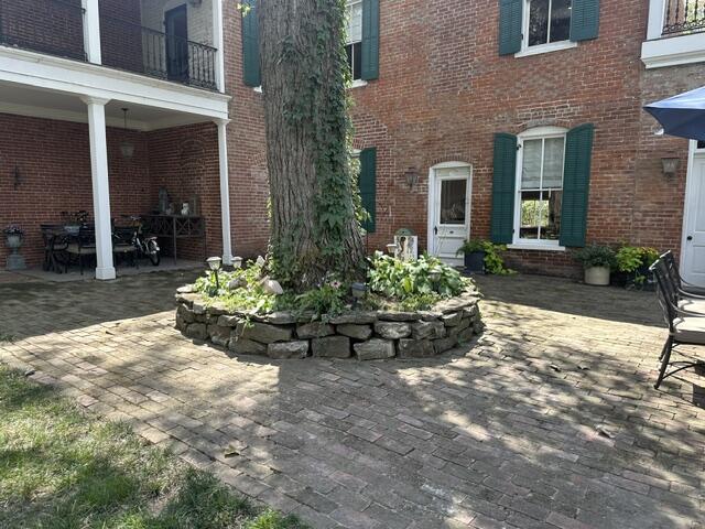 617 E High St Property Photo 59