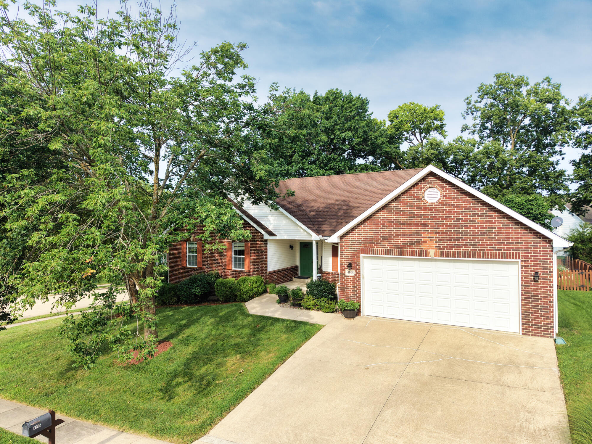 4805 Newcastle Dr Property Photo 1
