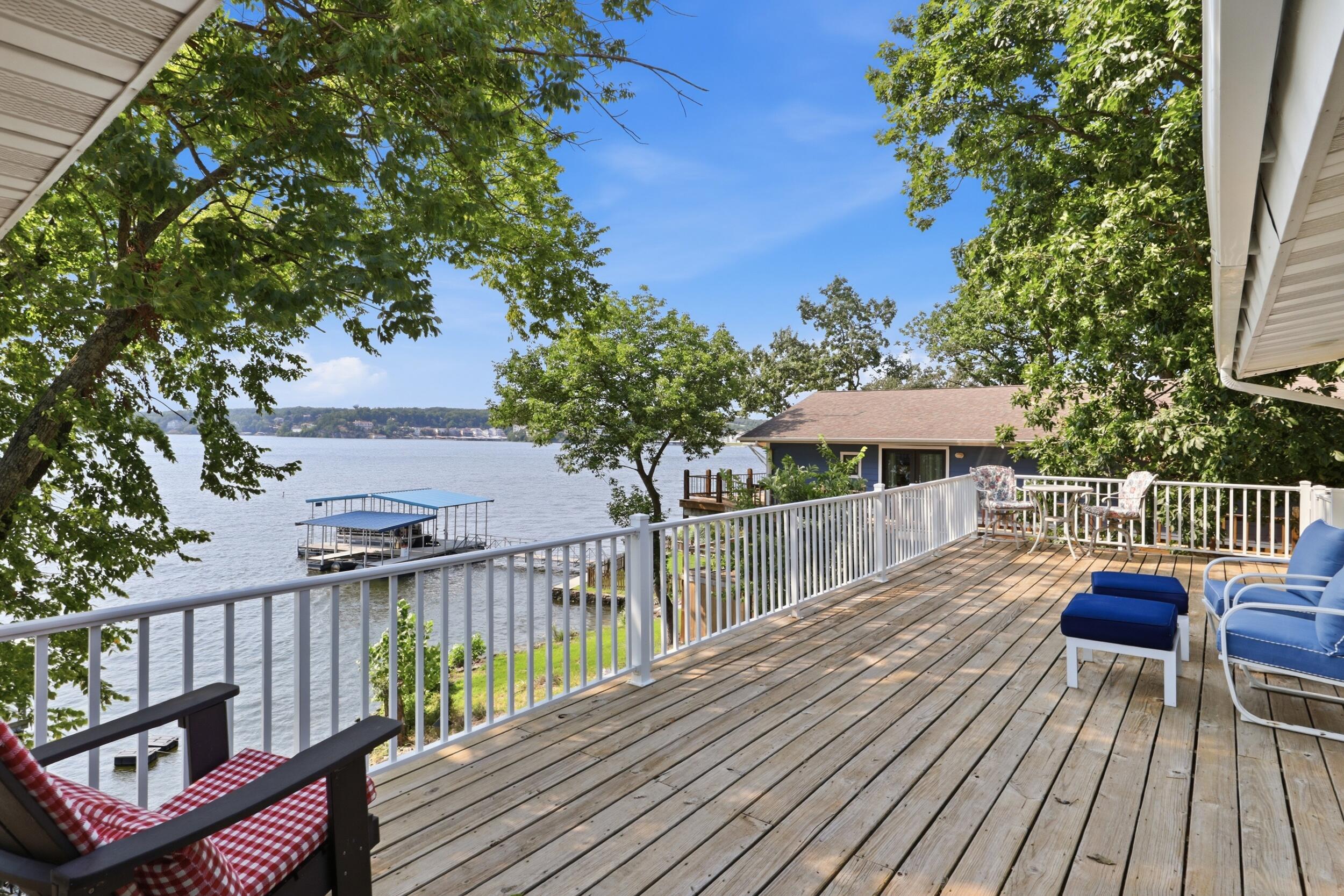 209 Cameo Pt Property Photo 1