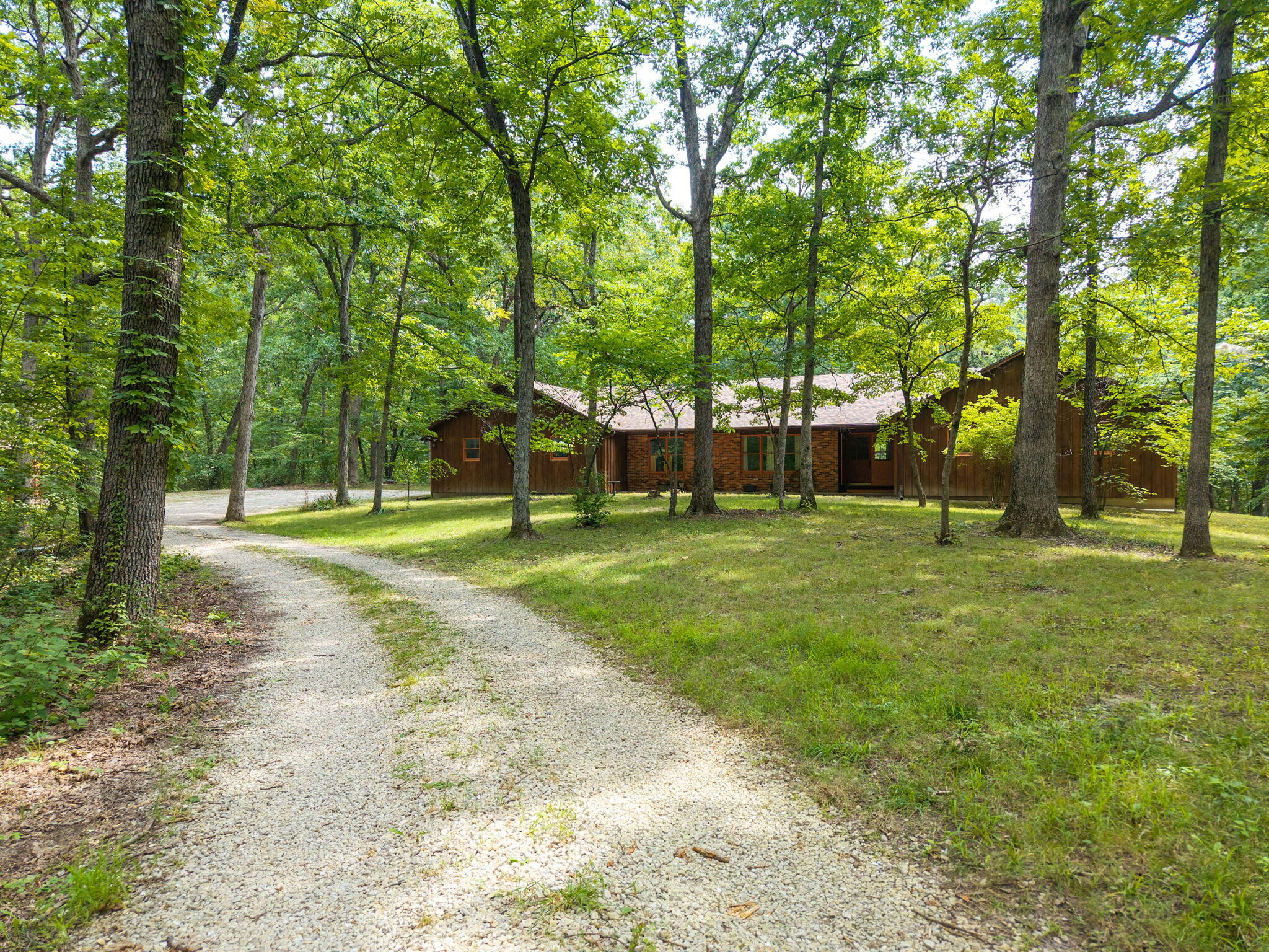 7720 S Fox Ln Property Photo 1