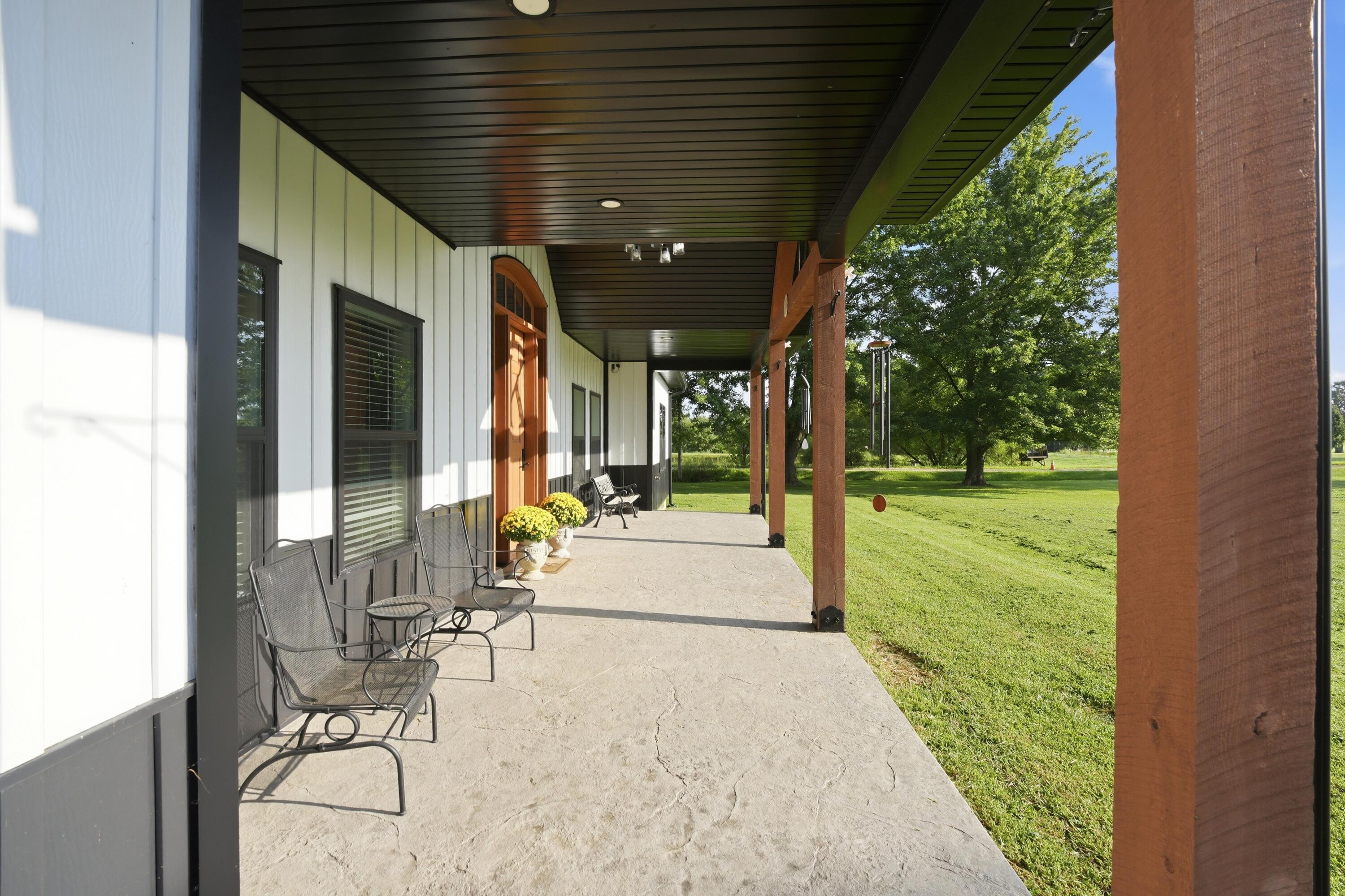 18001 Highway124 Property Photo 9
