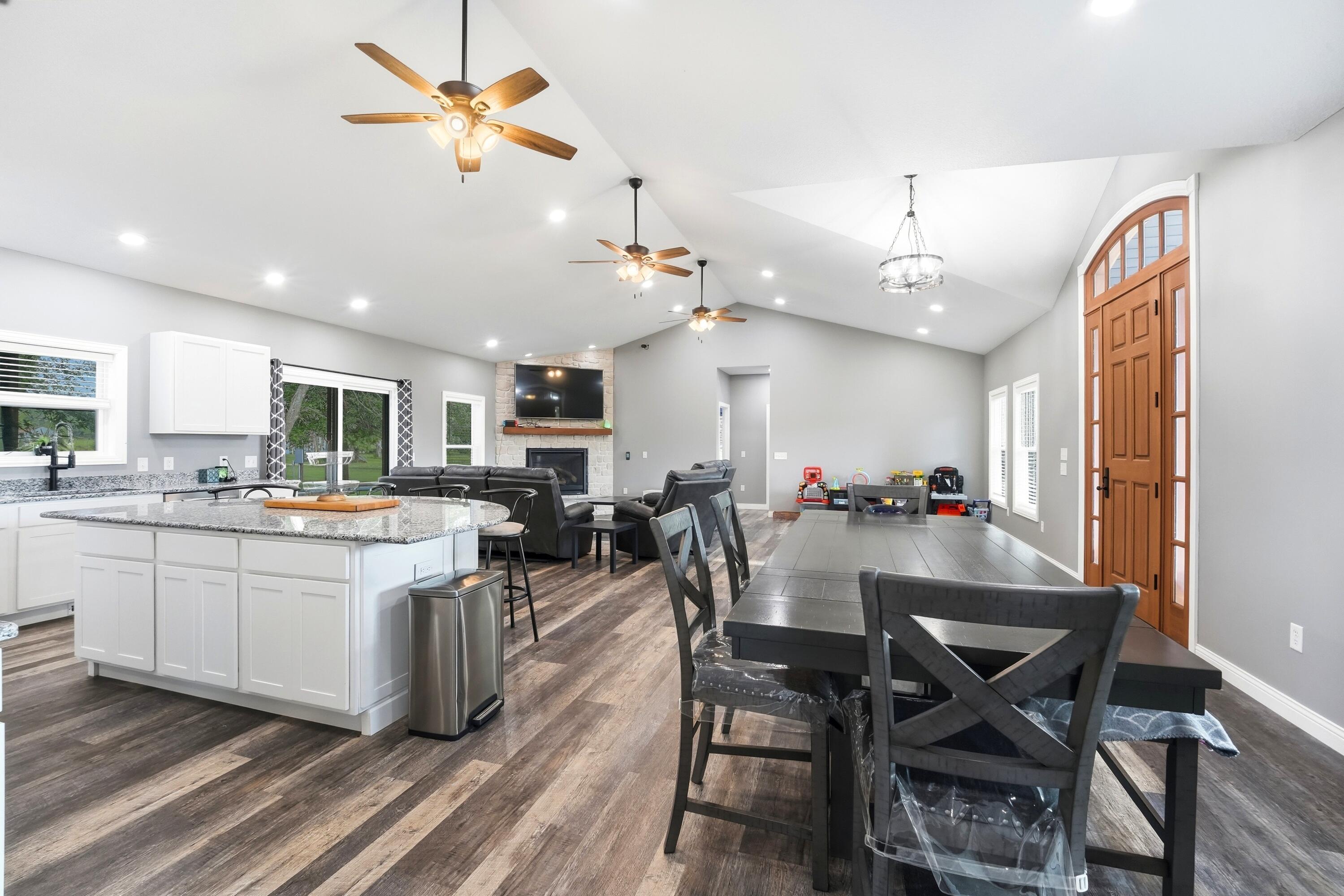 18001 Highway124 Property Photo 13