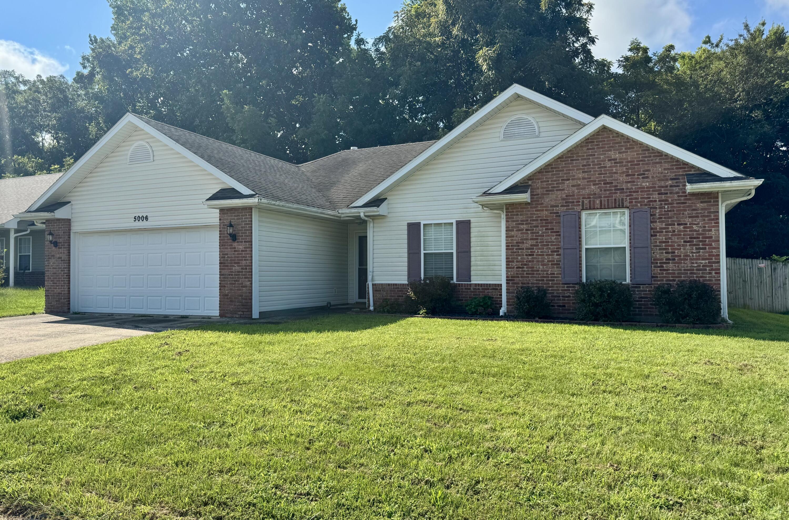 5006 Sandstone Dr Property Photo 1