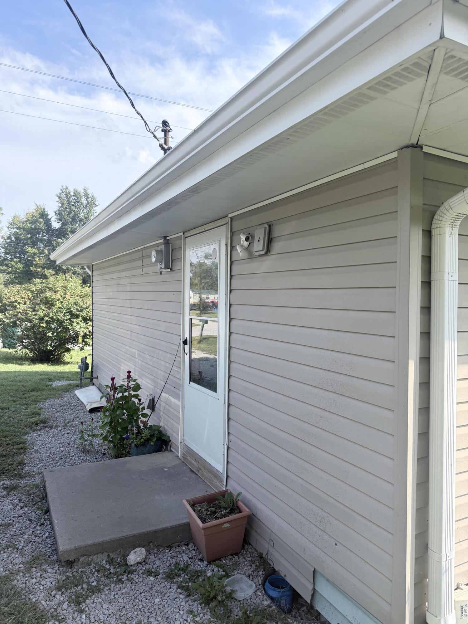 103 Silvey St Property Photo 5