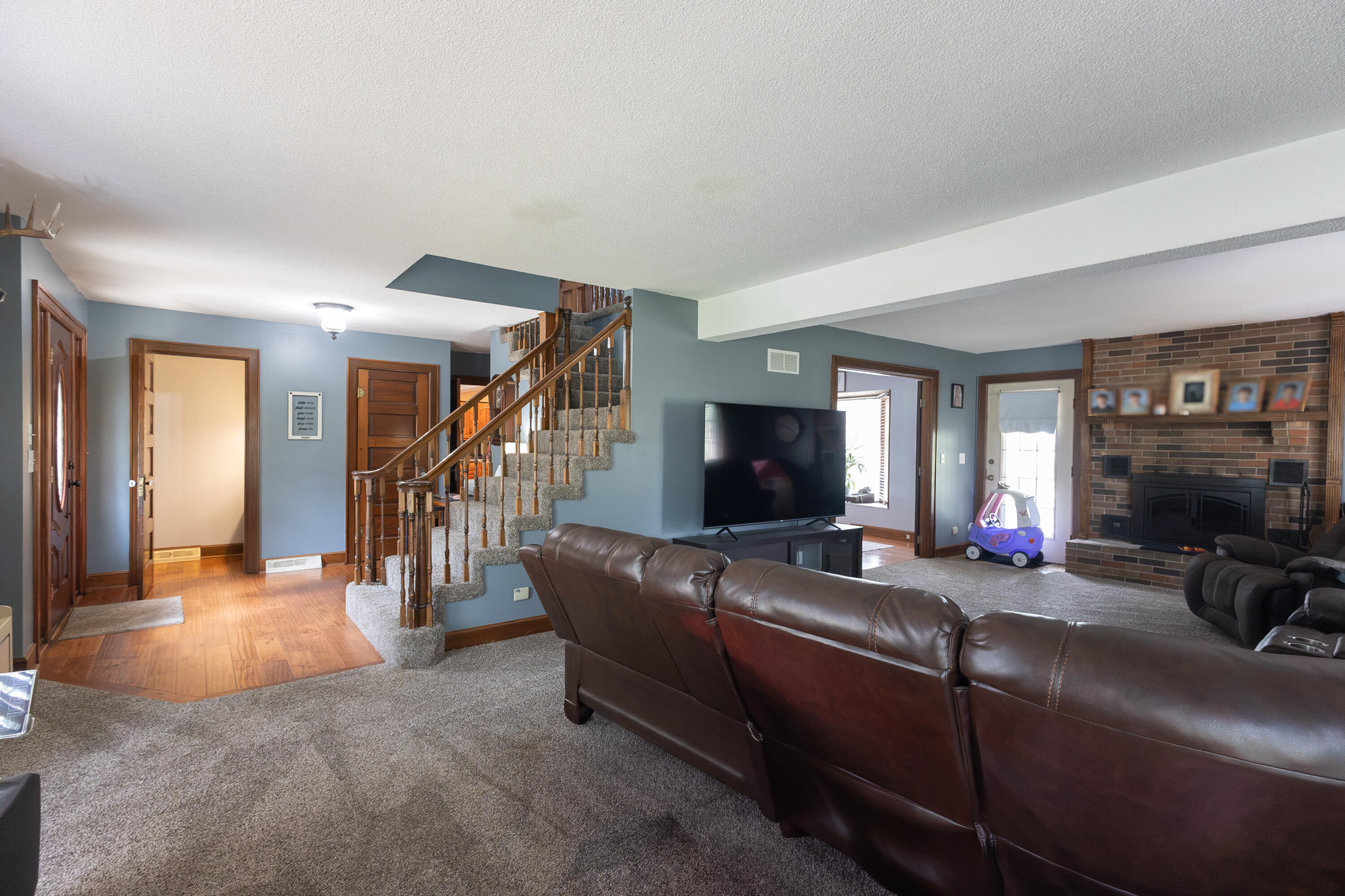 605 S Broadway St Property Photo 17