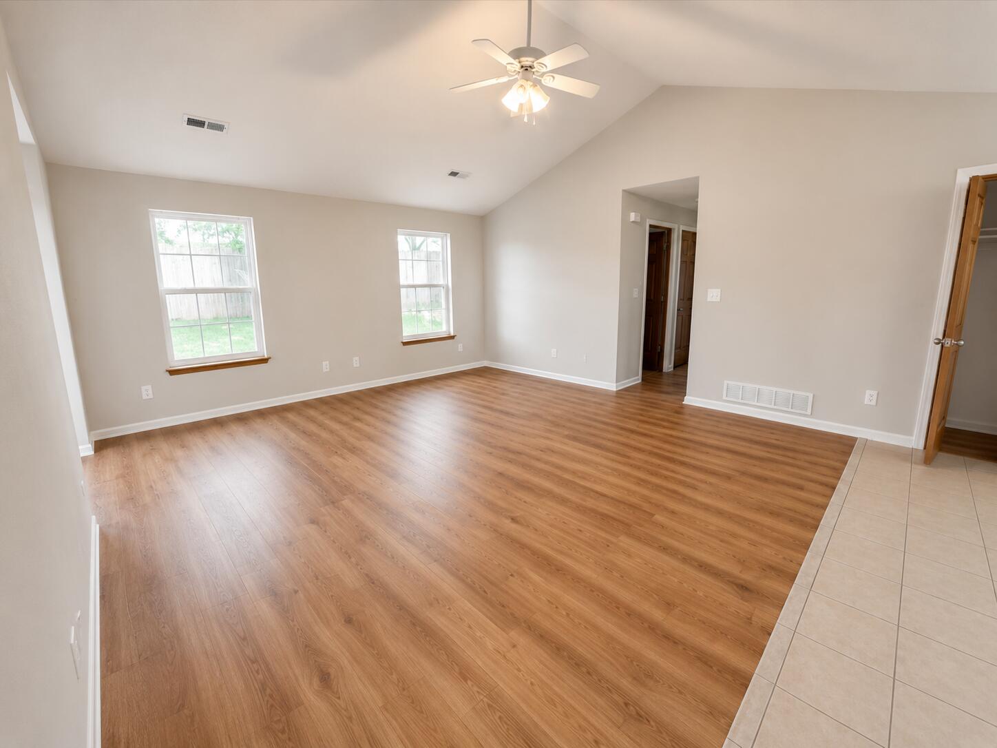 1610 Typhoon Dr Property Photo 4