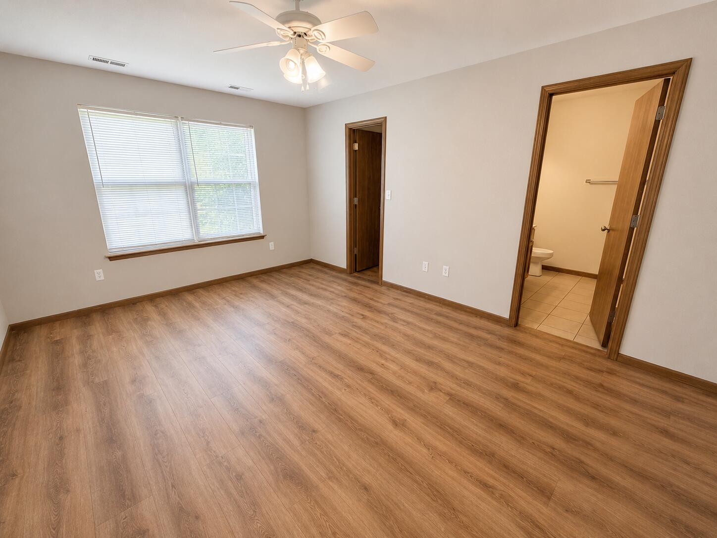 1610 Typhoon Dr Property Photo 5