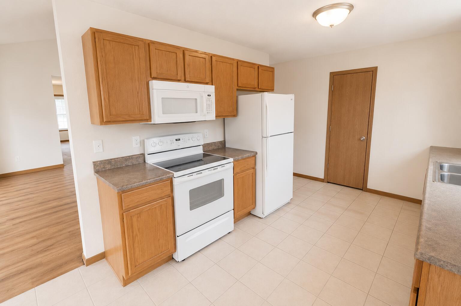 1610 Typhoon Dr Property Photo 12