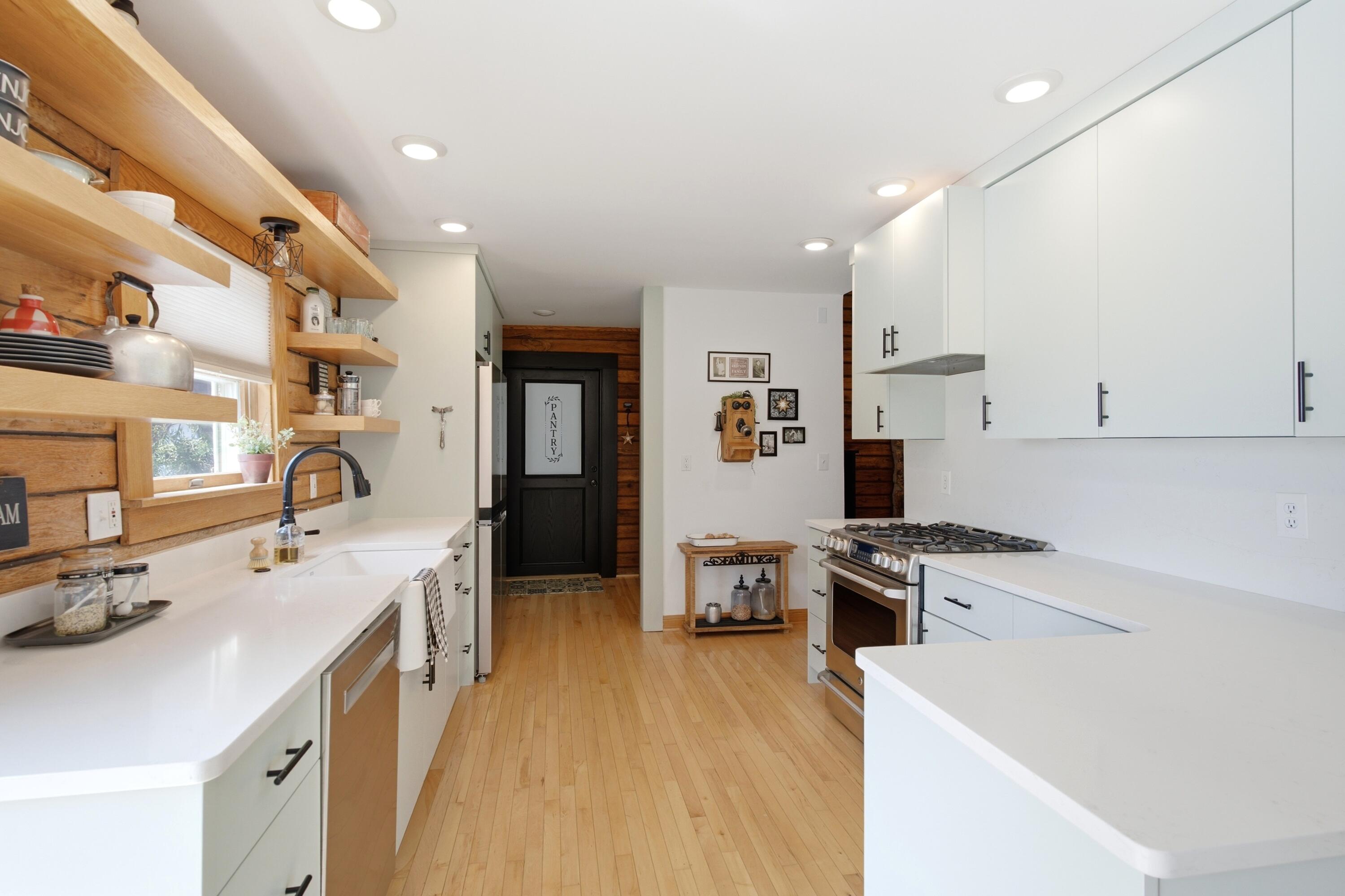 9975 E Rte E Property Photo 10