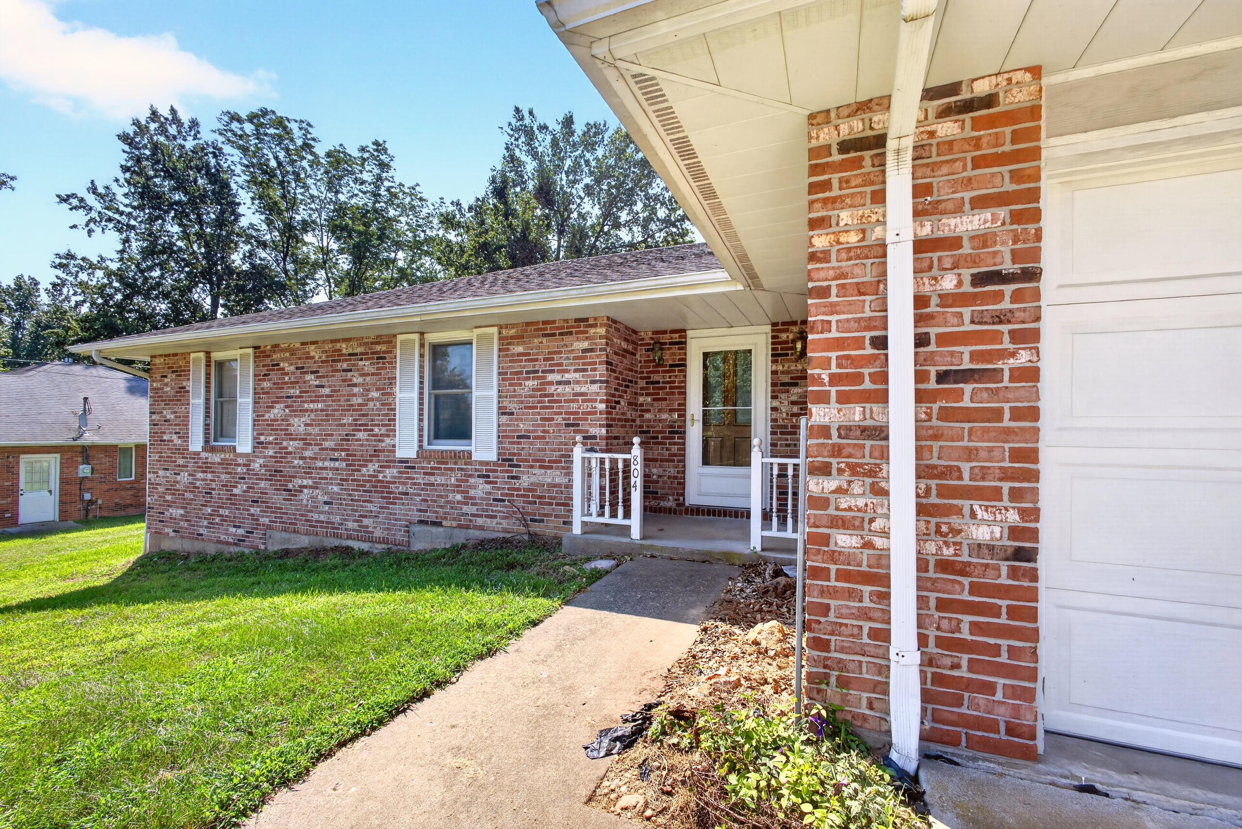804 Sonya Dr Property Photo 2