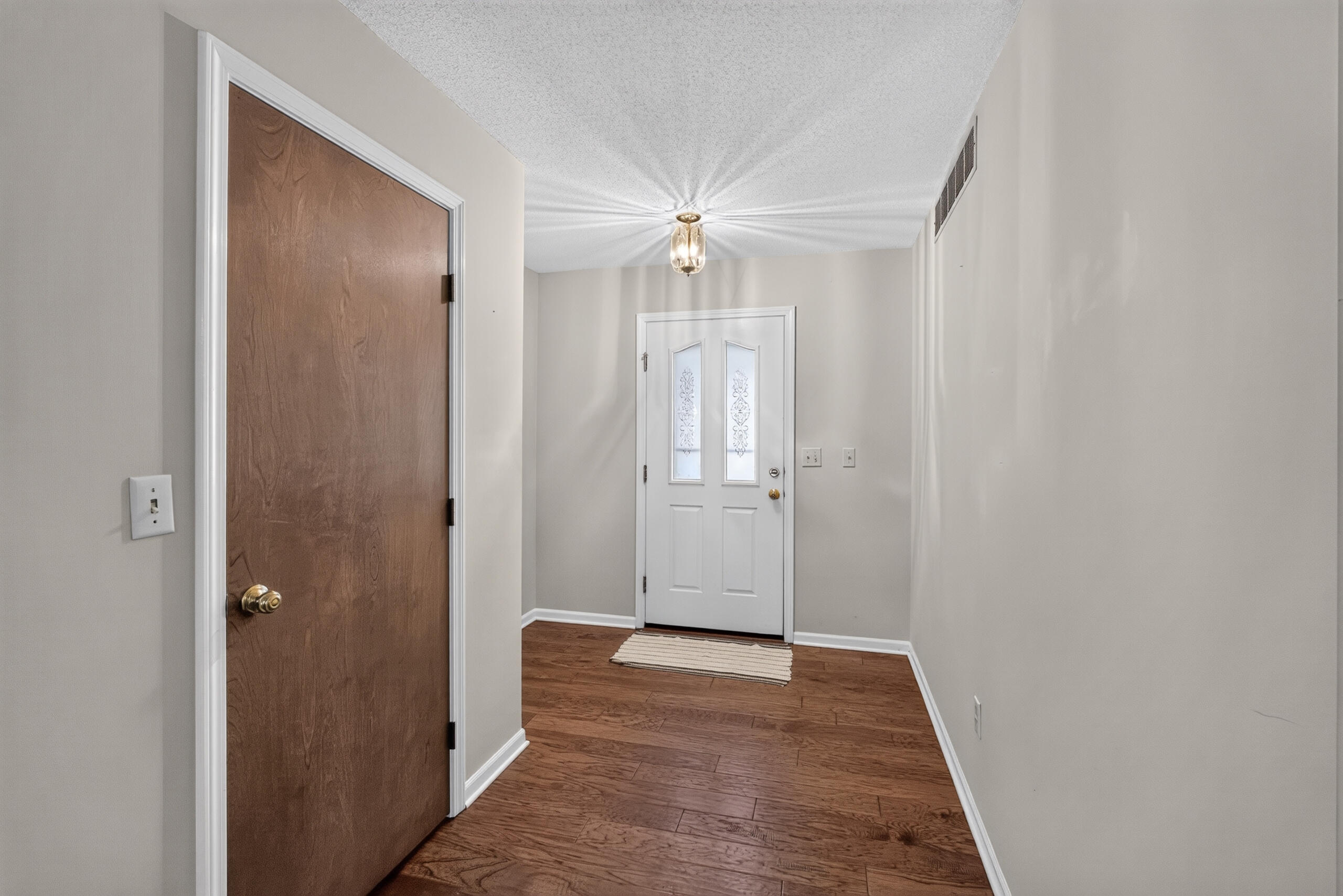 804 Sonya Dr Property Photo 3