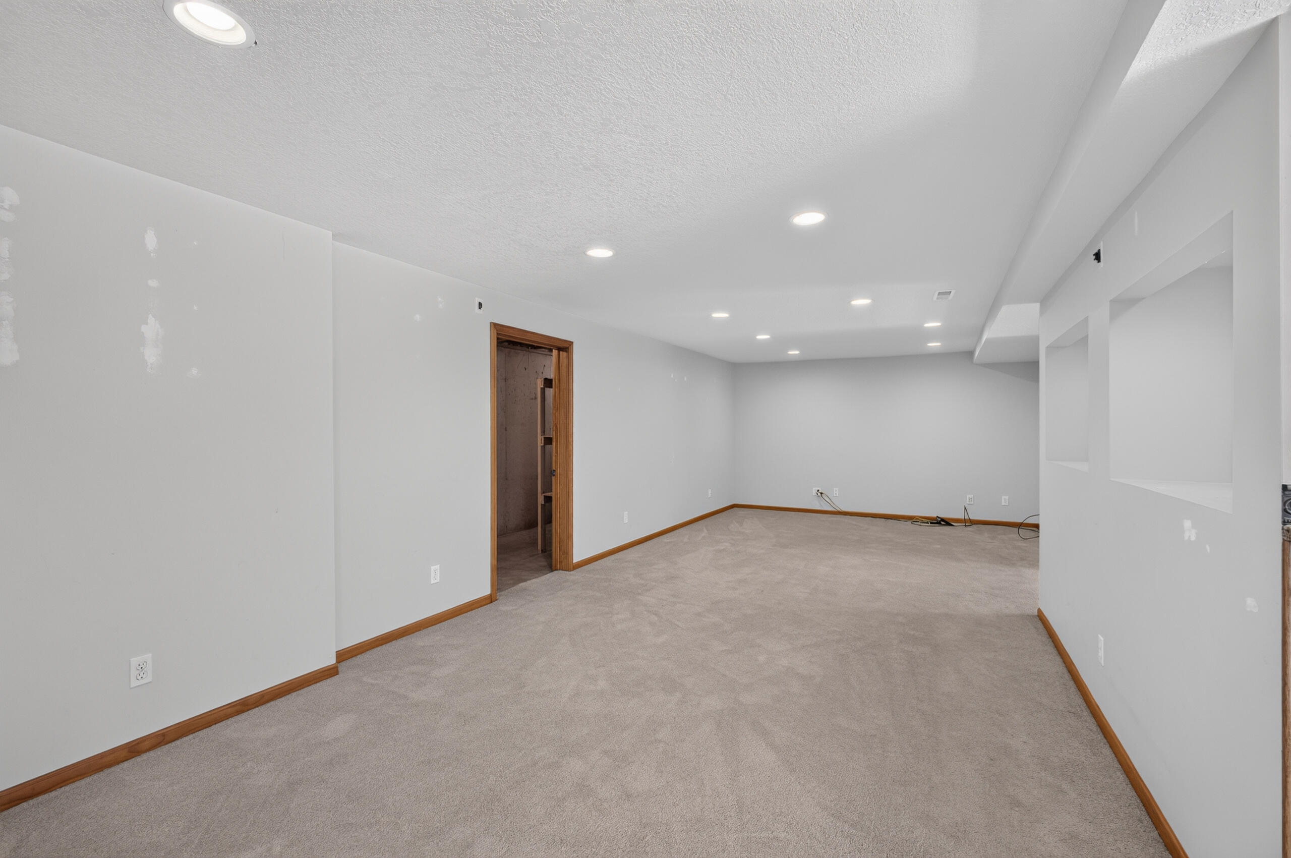 400 Renee Dr Property Photo 40