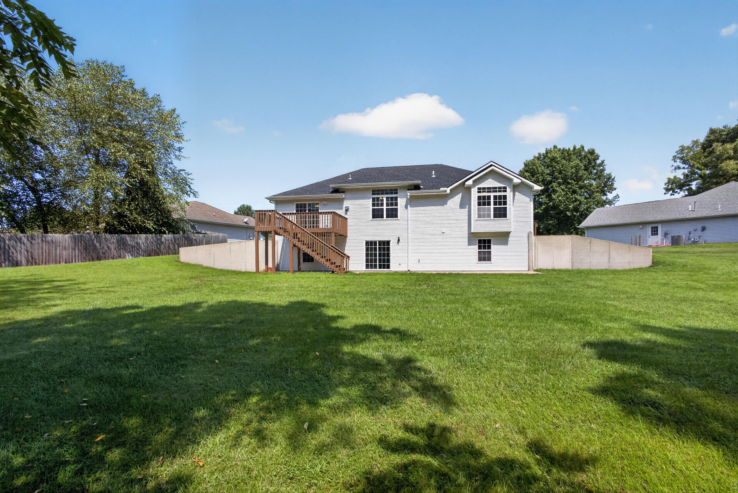 400 Renee Dr Property Photo 58