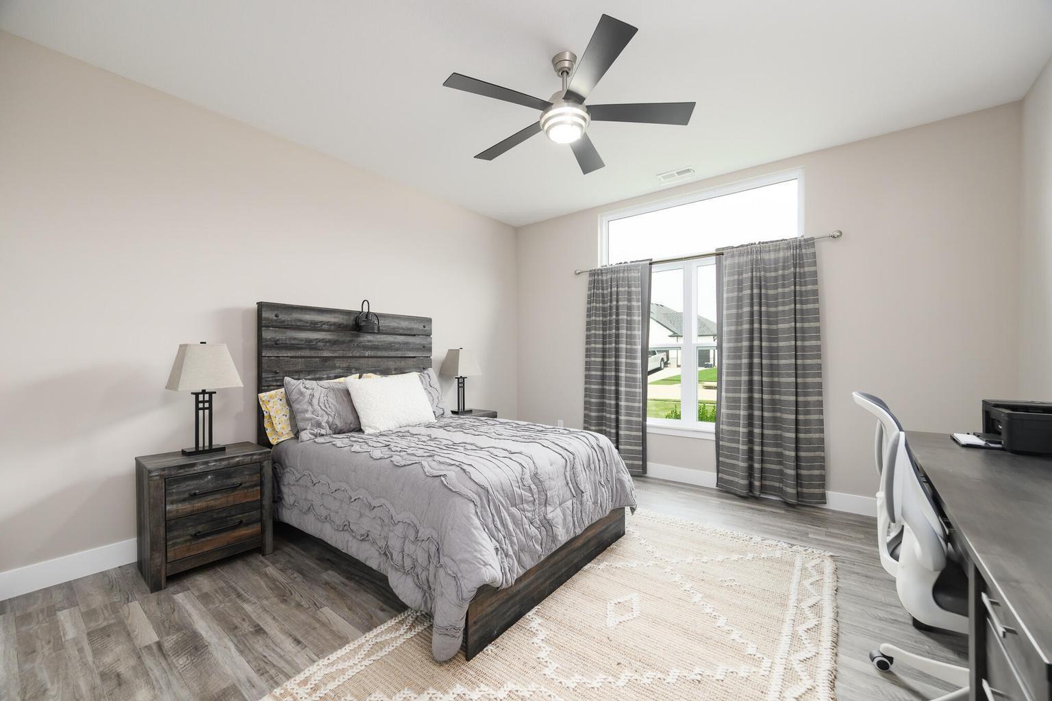 6540 Gateway Arch Way Property Photo 14
