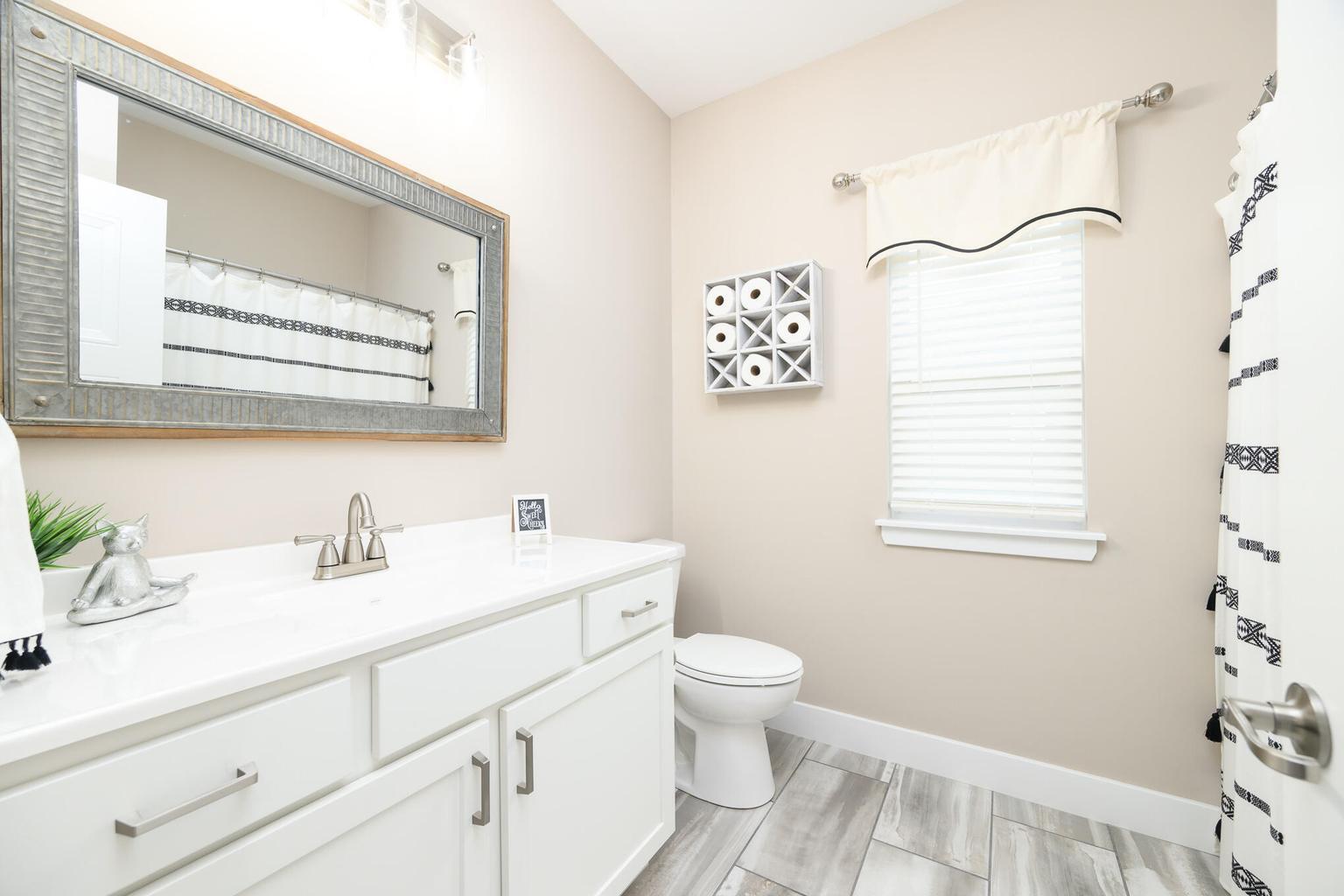 6540 Gateway Arch Way Property Photo 15