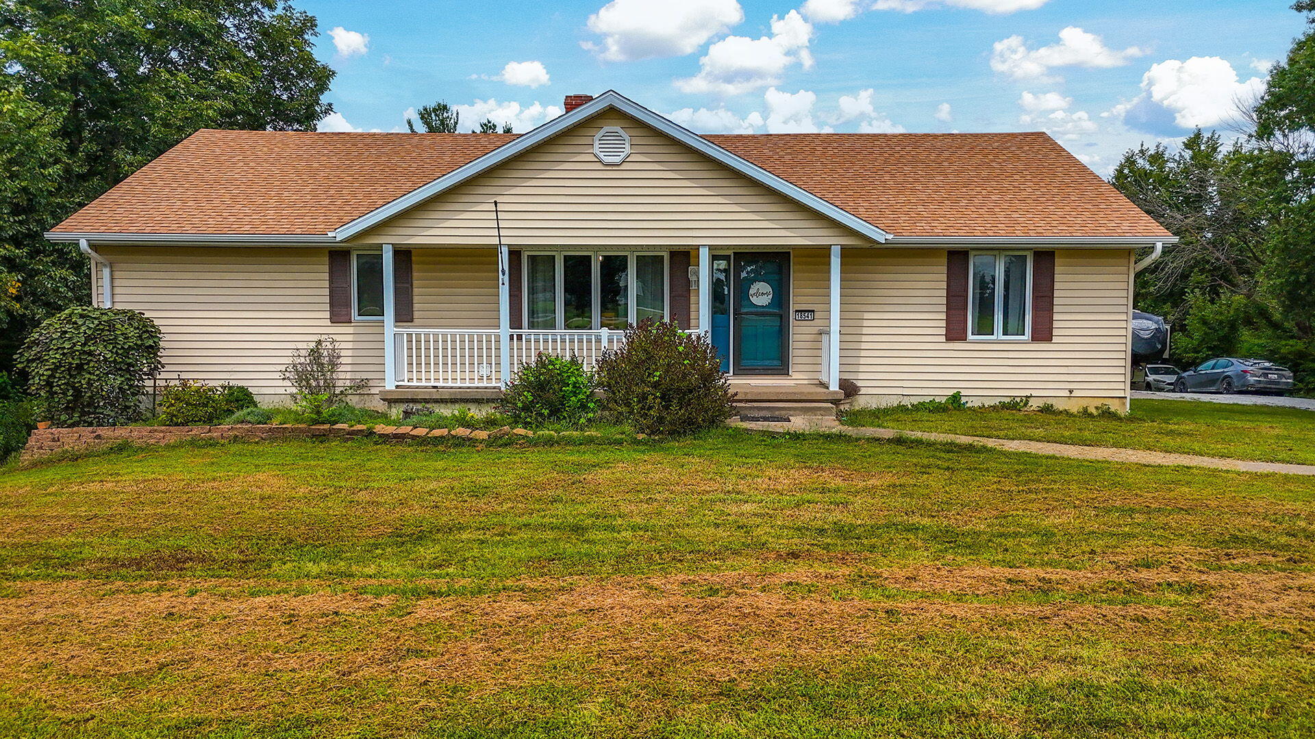 18541 Highway Ff Property Photo 1