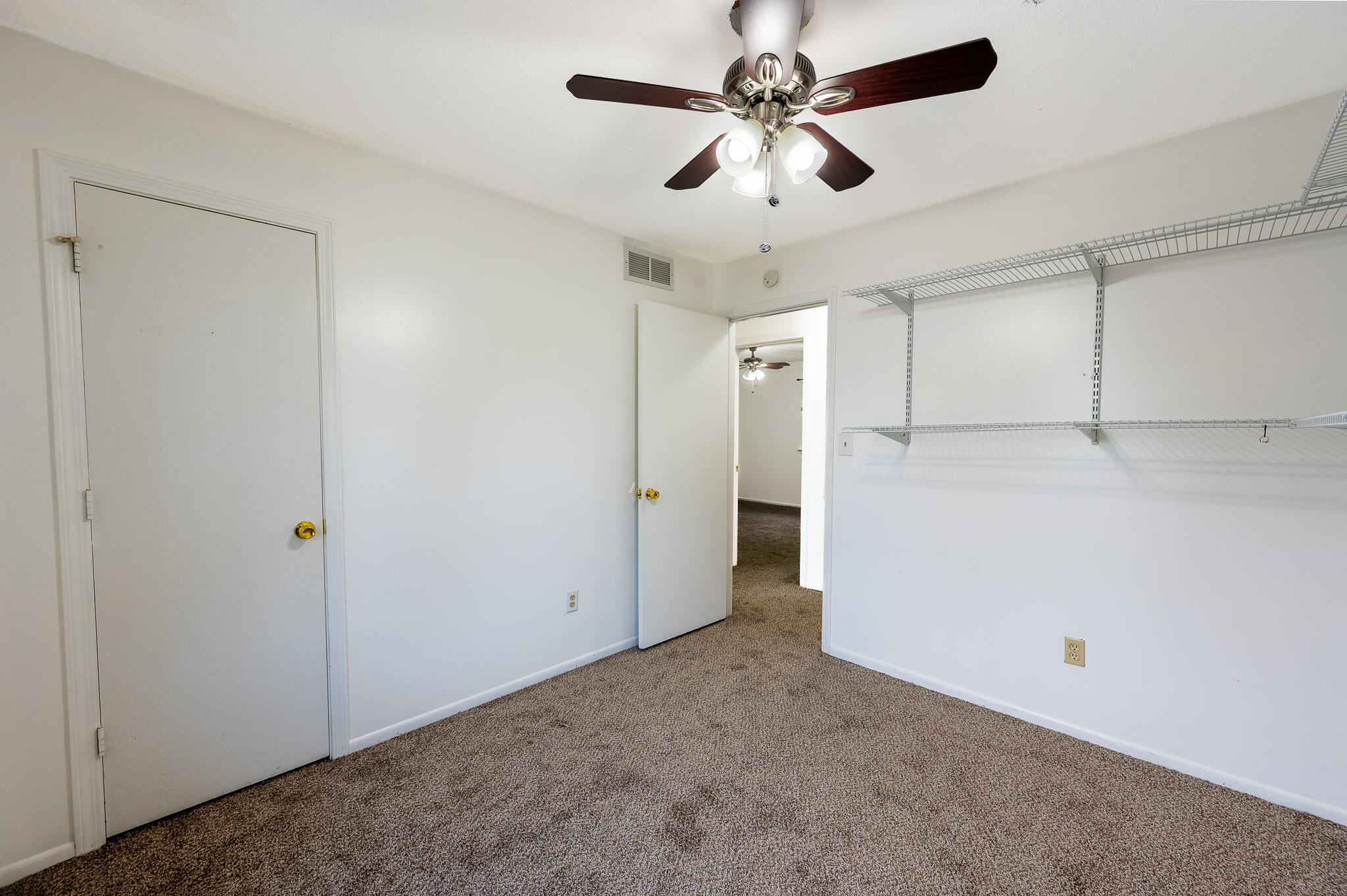 1812 E Riviera Dr Property Photo 18