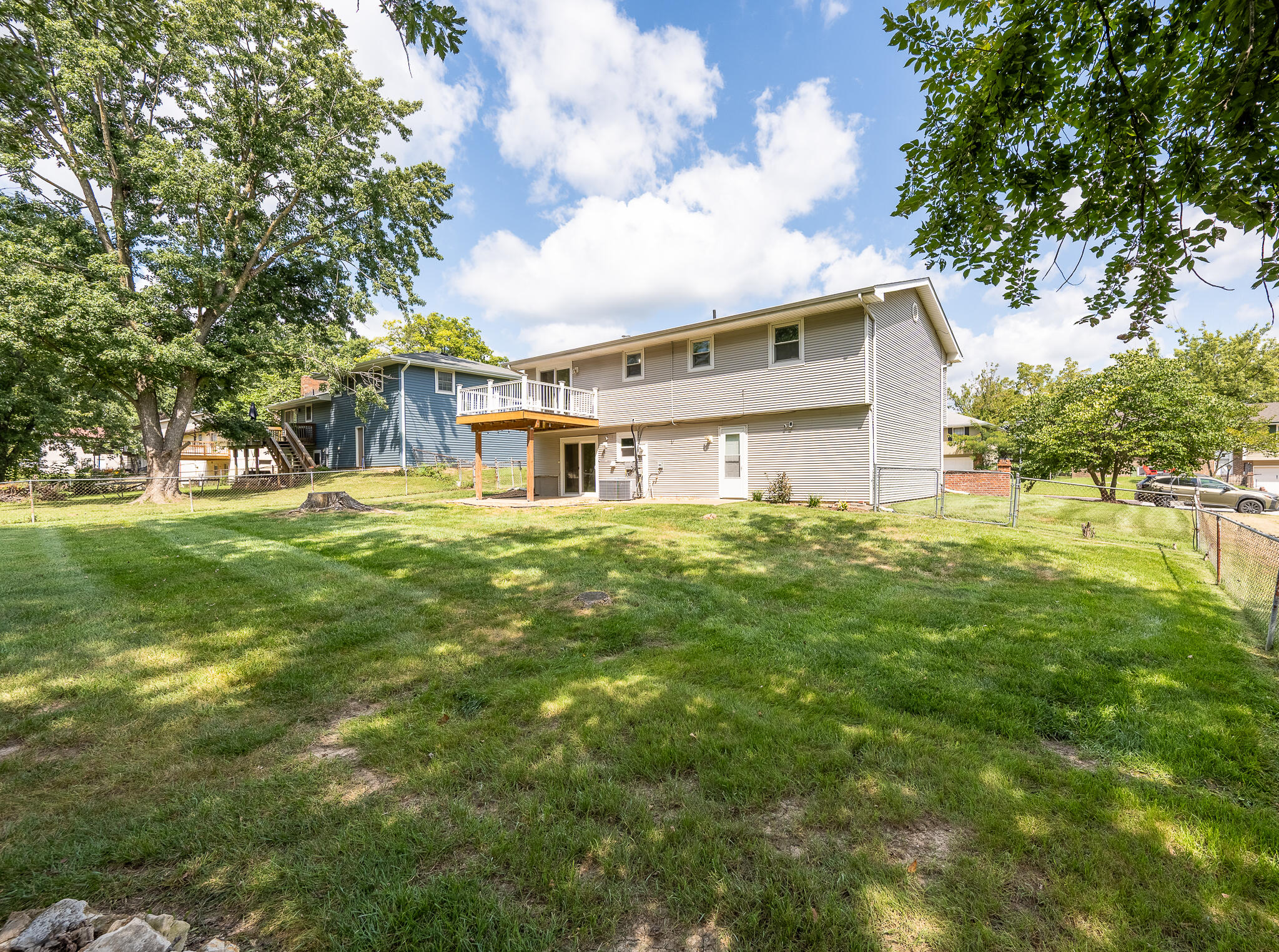 1812 E Riviera Dr Property Photo 24