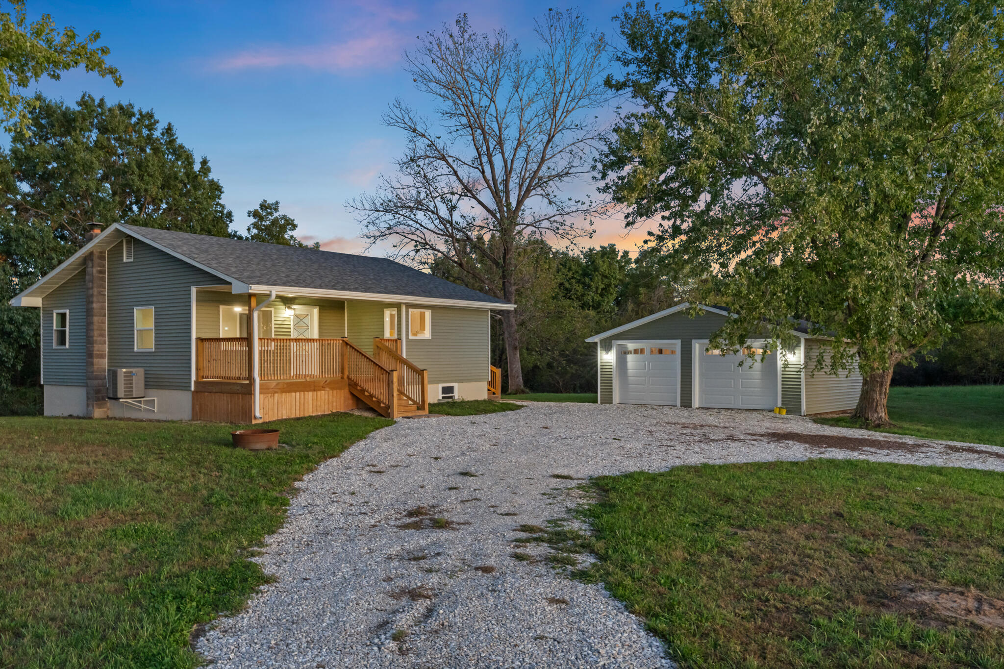 21902 Guthridge Ave Property Photo 1