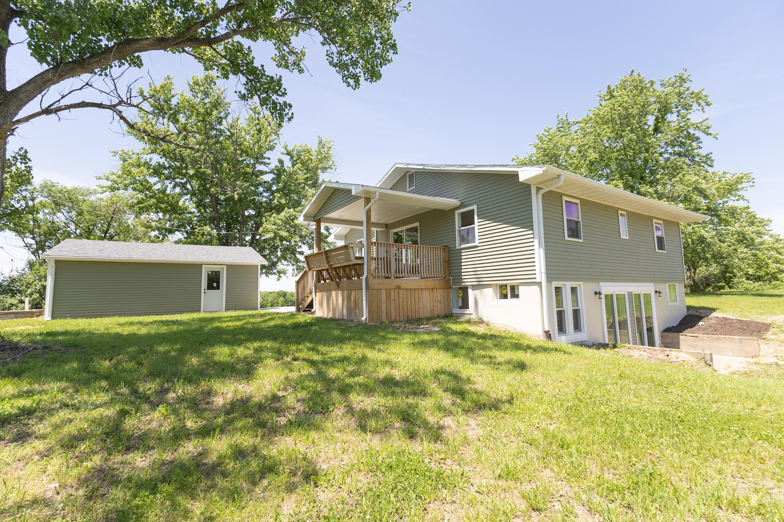 21902 Guthridge Ave Property Photo 9