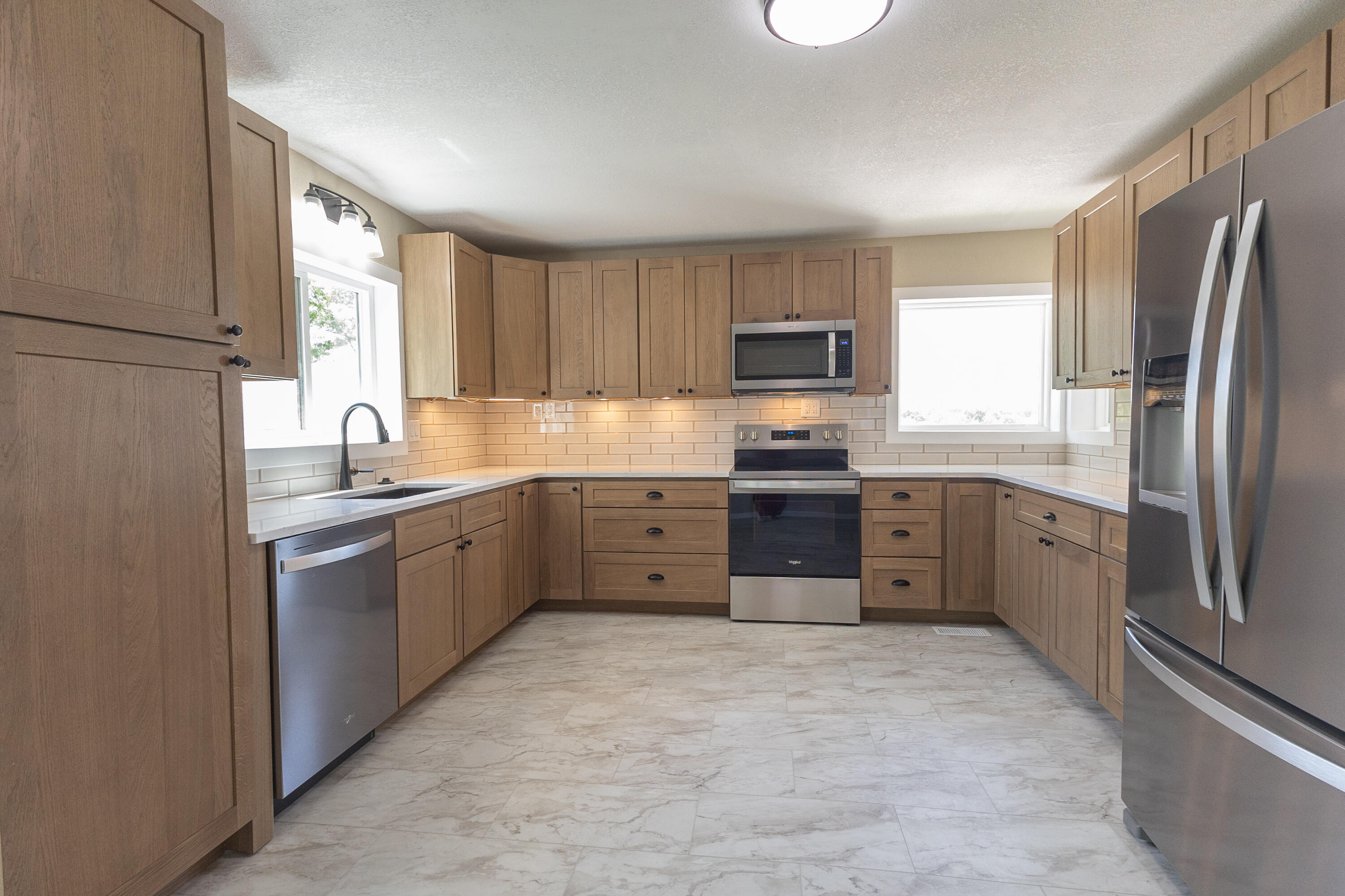 21902 Guthridge Ave Property Photo 16