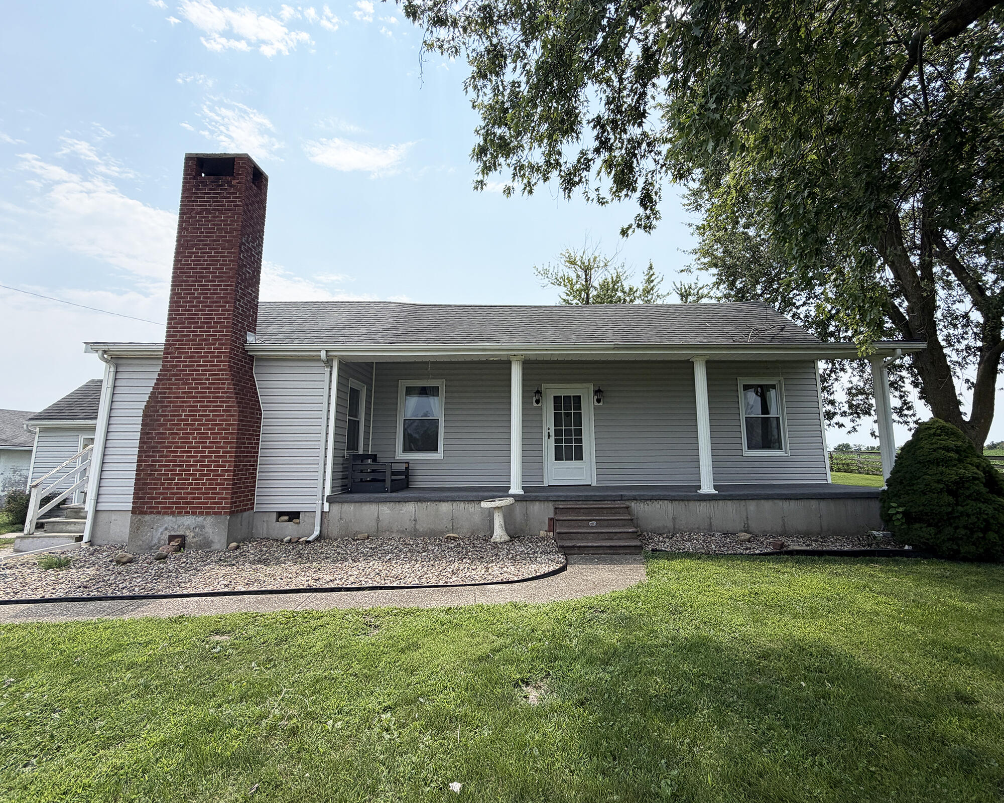1184 County Road 1171 Property Photo 1