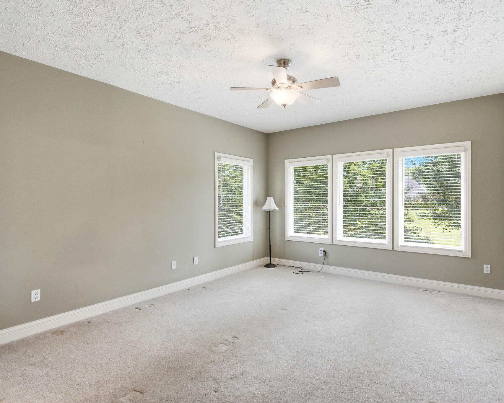1704 Dunhill Way Property Photo 7
