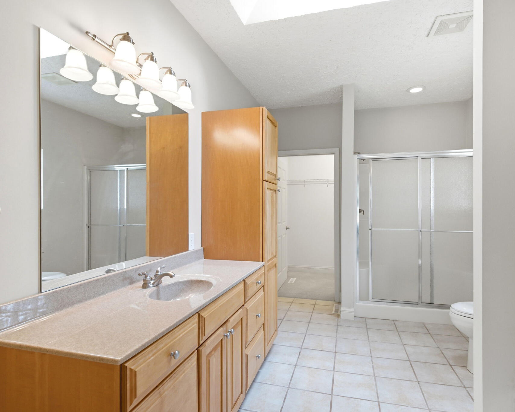 1704 Dunhill Way Property Photo 8
