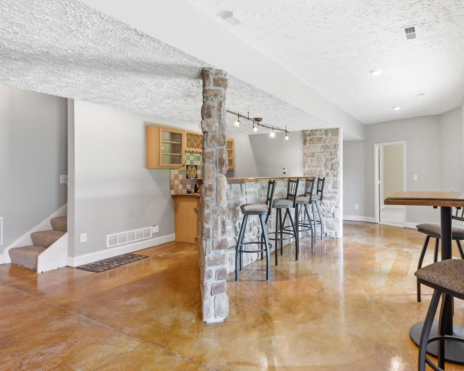 1704 Dunhill Way Property Photo 20