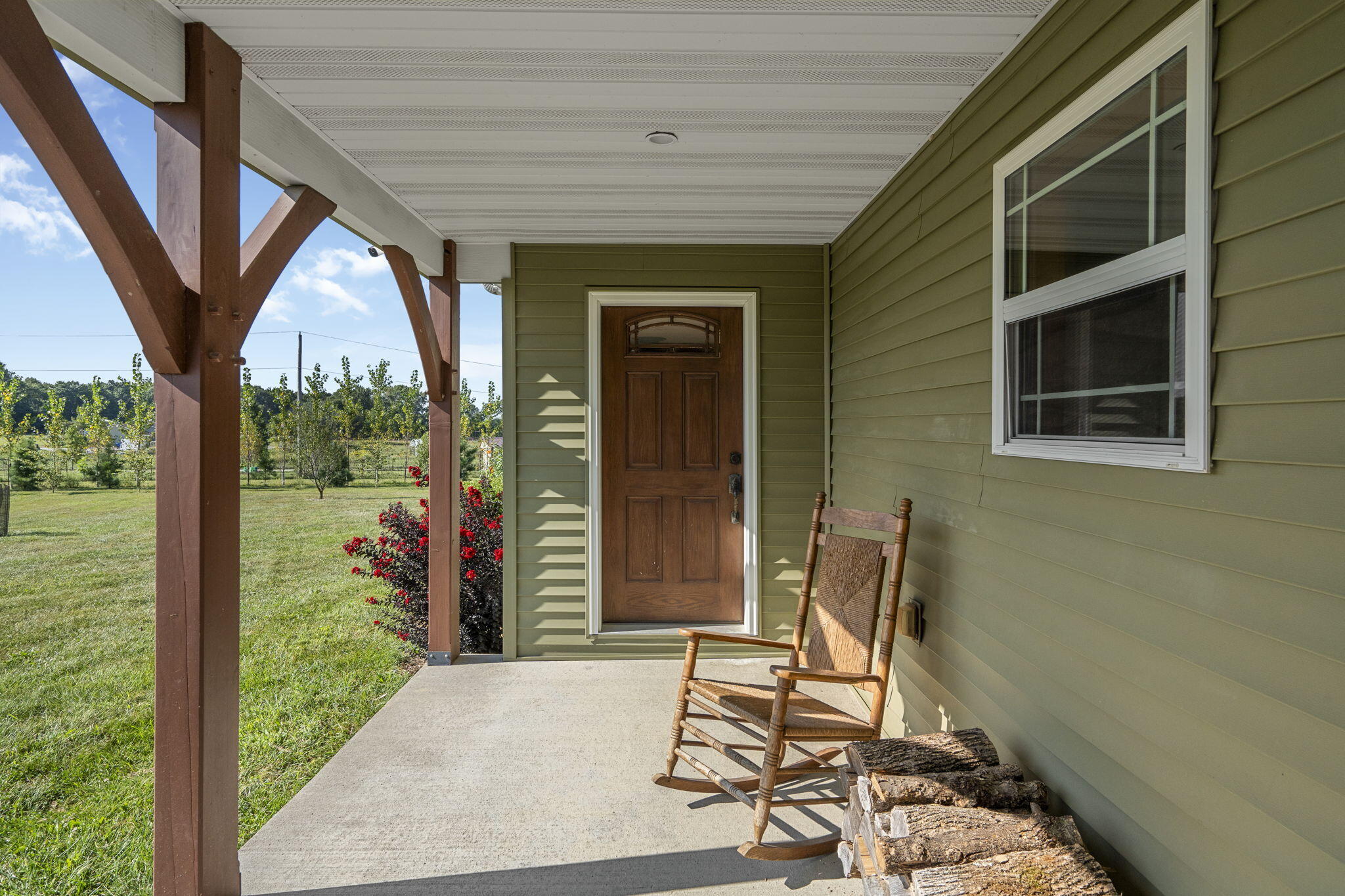3770 E Property Photo 4