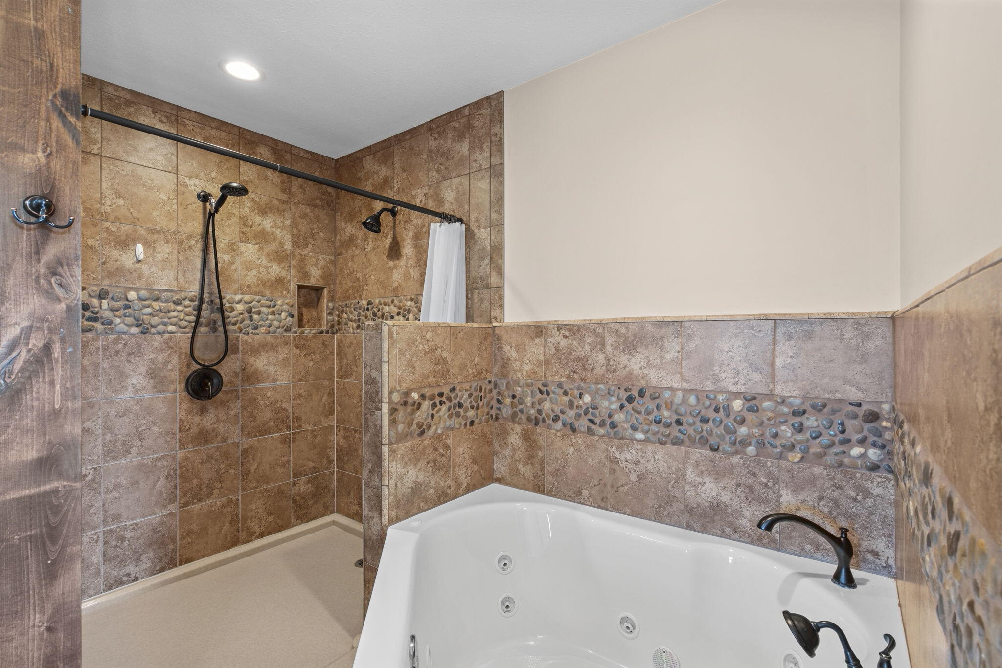 3770 E Property Photo 26