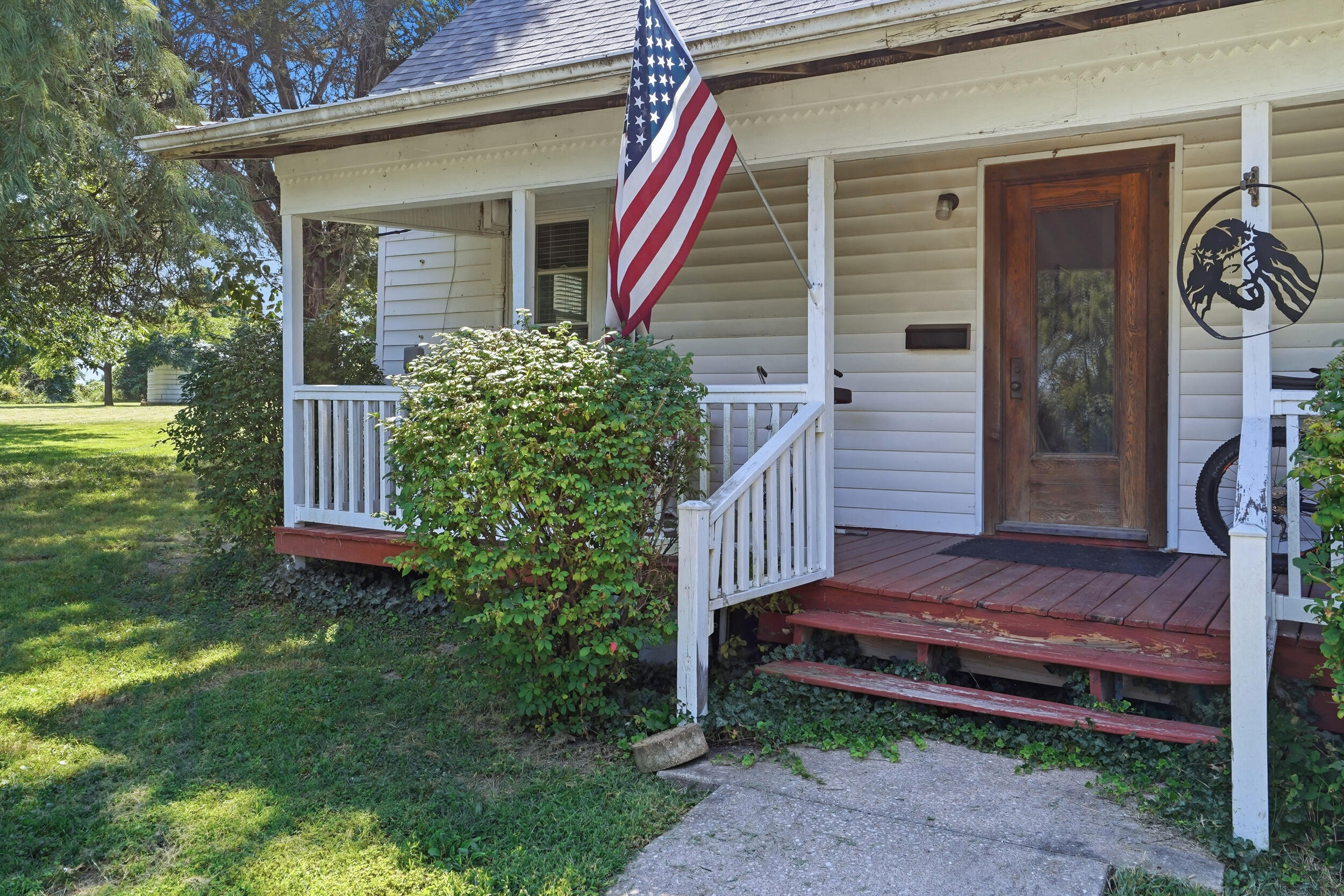 16411 Old Highway 63 Property Photo 1